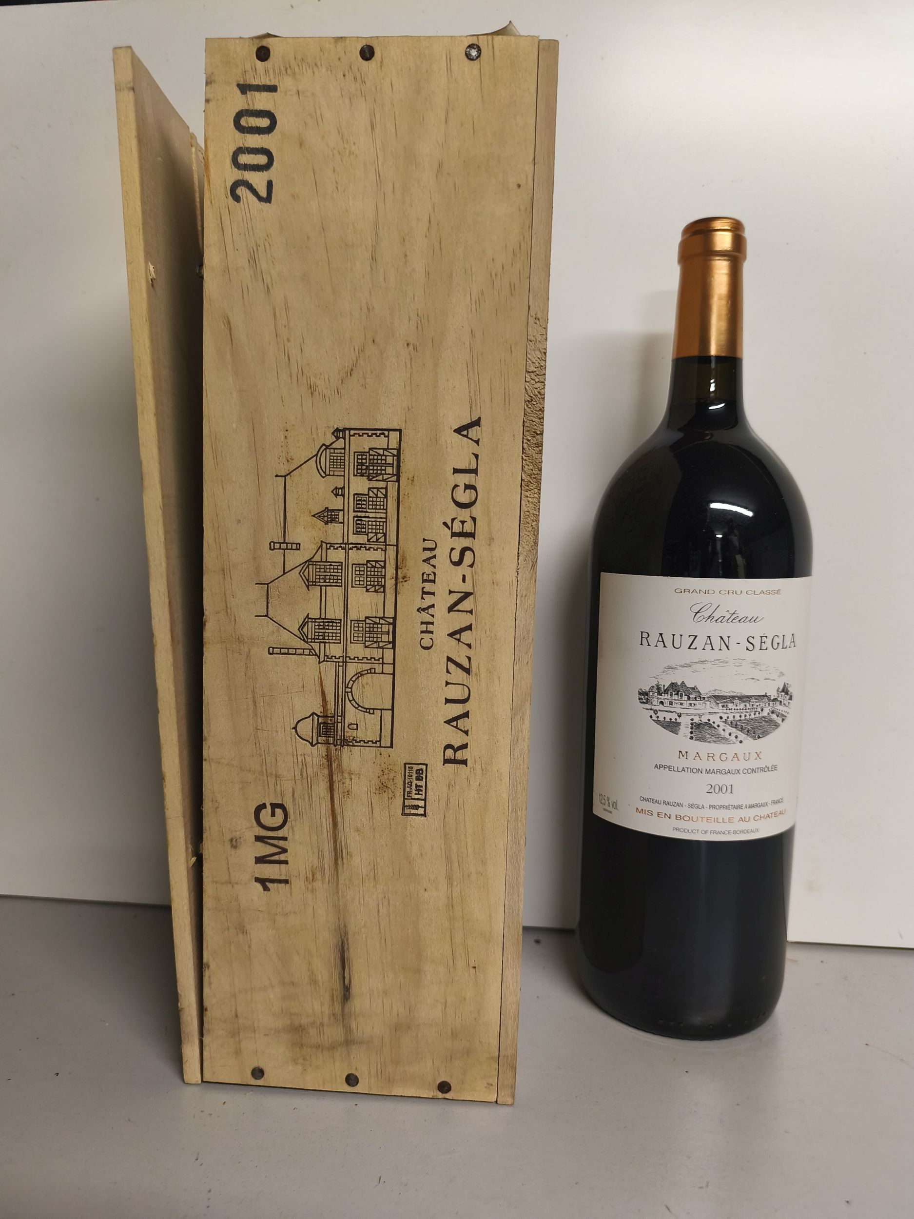 2 bouteilles BLANCS DIVERS :  | H&ocirc;tel Des Ventes de Monte-Carlo
