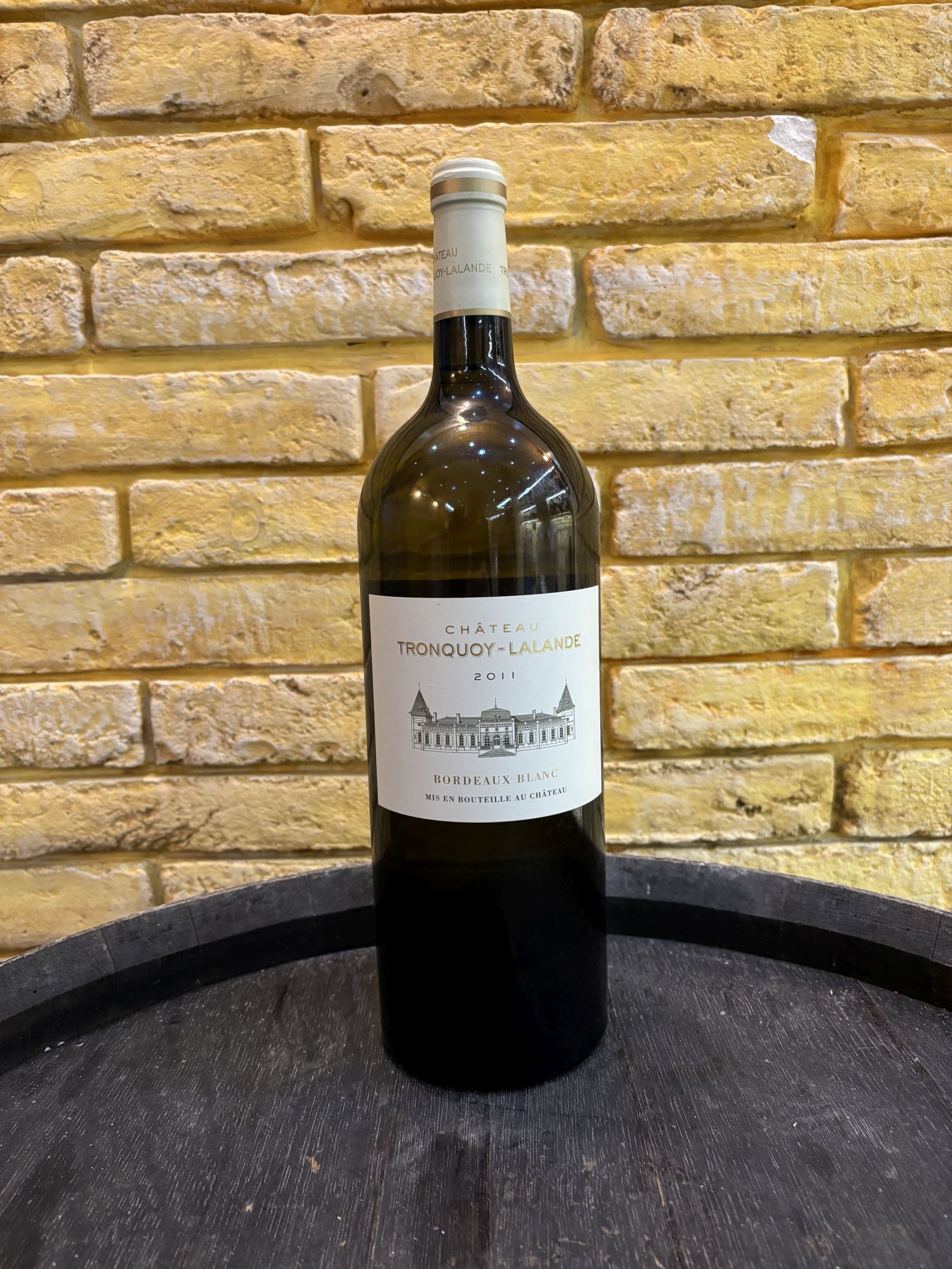 2 bouteilles BLANCS DIVERS :  | H&ocirc;tel Des Ventes de Monte-Carlo