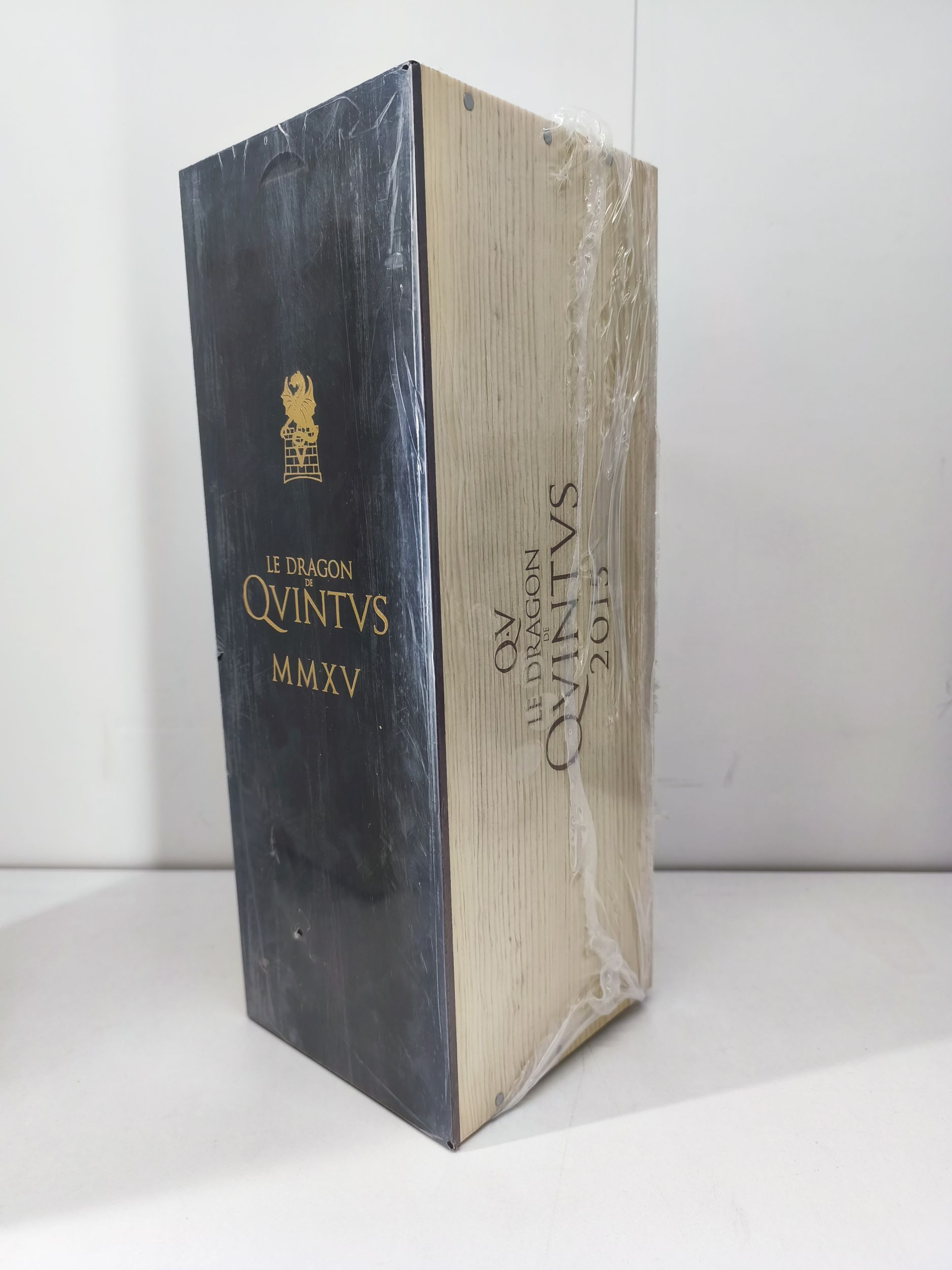 1  bouteille  PETRUS,:  | H&ocirc;tel Des Ventes de Monte-Carlo