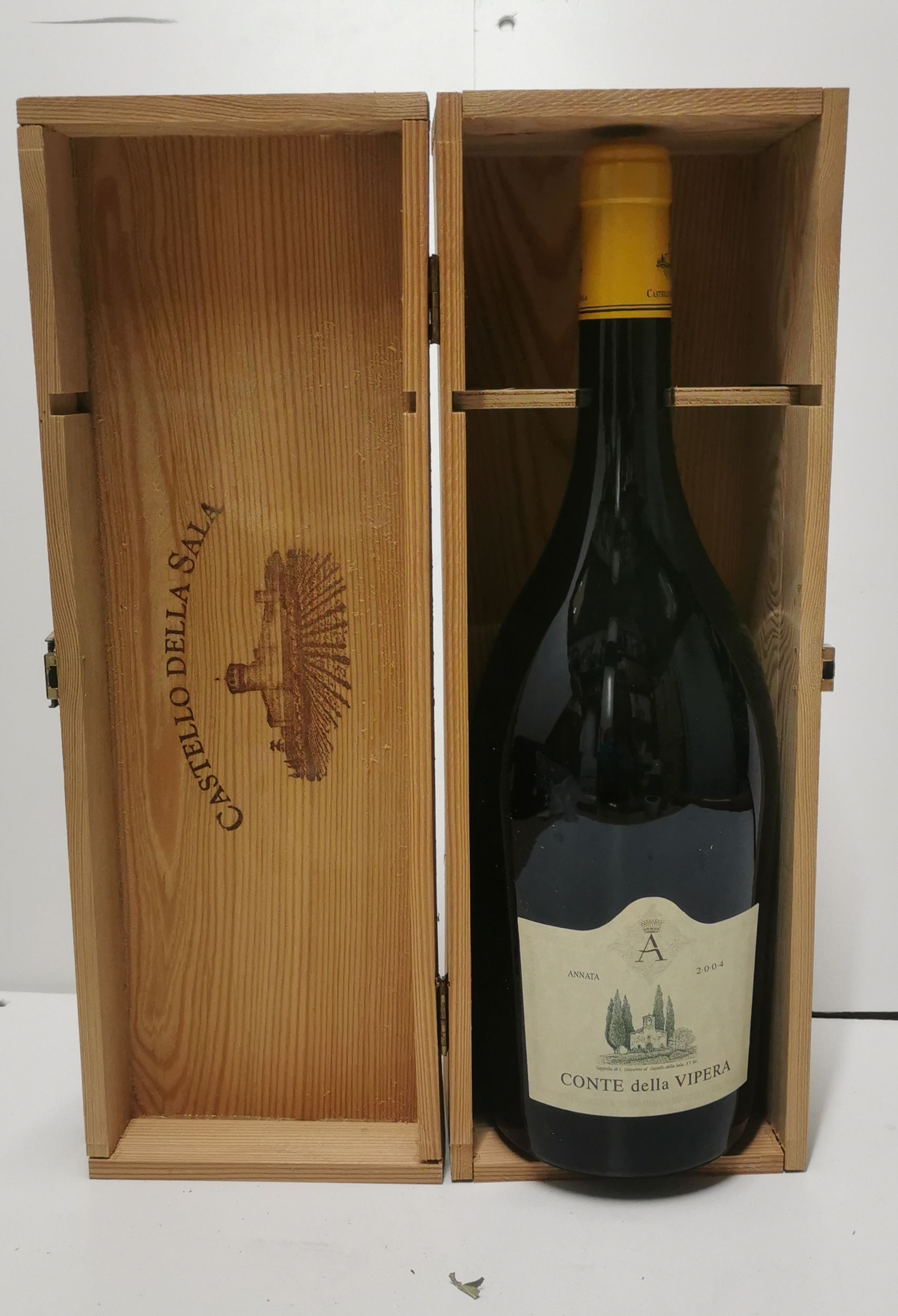6 bouteilles CHAMPAGNE :  | H&ocirc;tel Des Ventes de Monte-Carlo