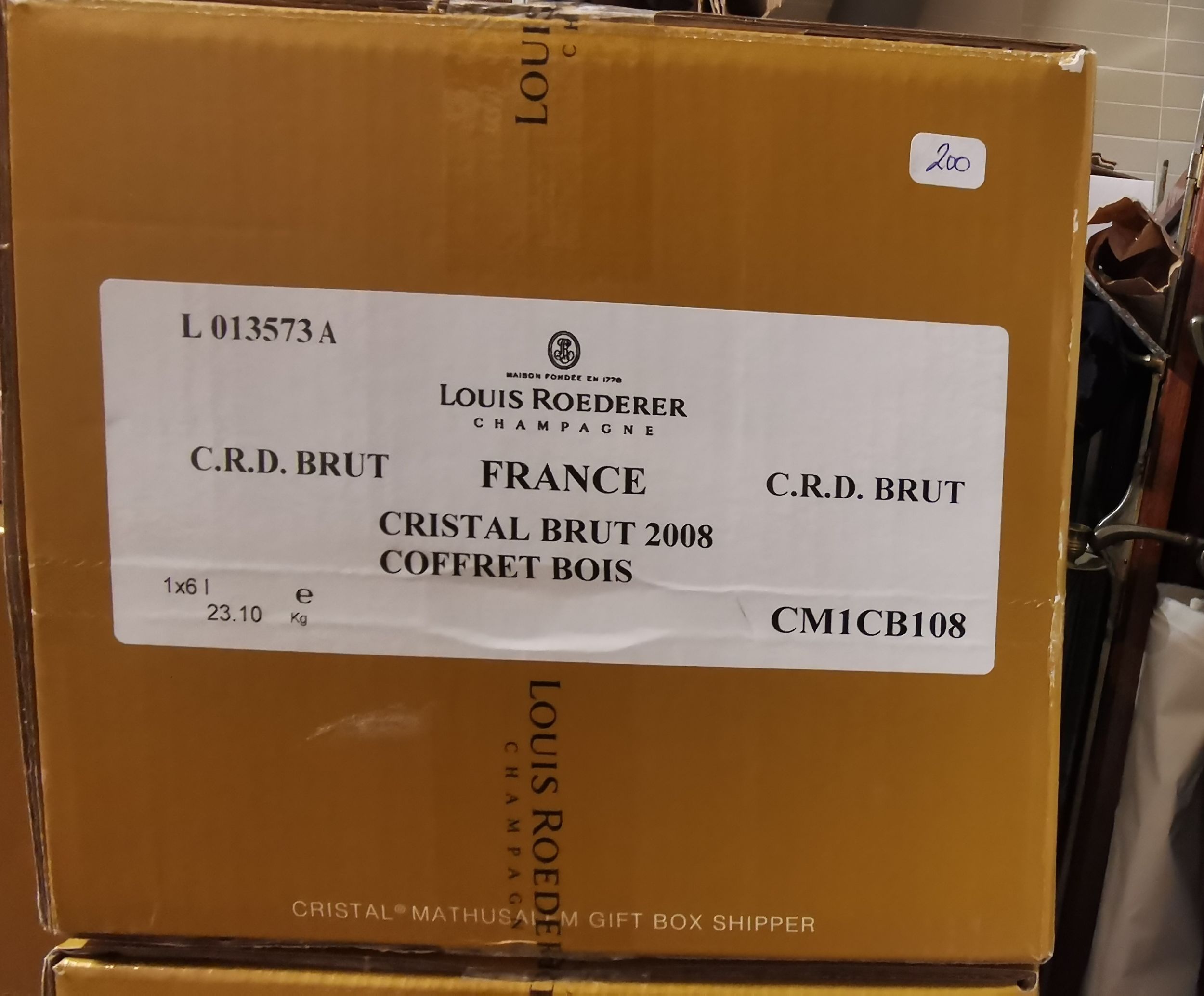 6 bouteilles CHAMPAGNE :  | H&ocirc;tel Des Ventes de Monte-Carlo