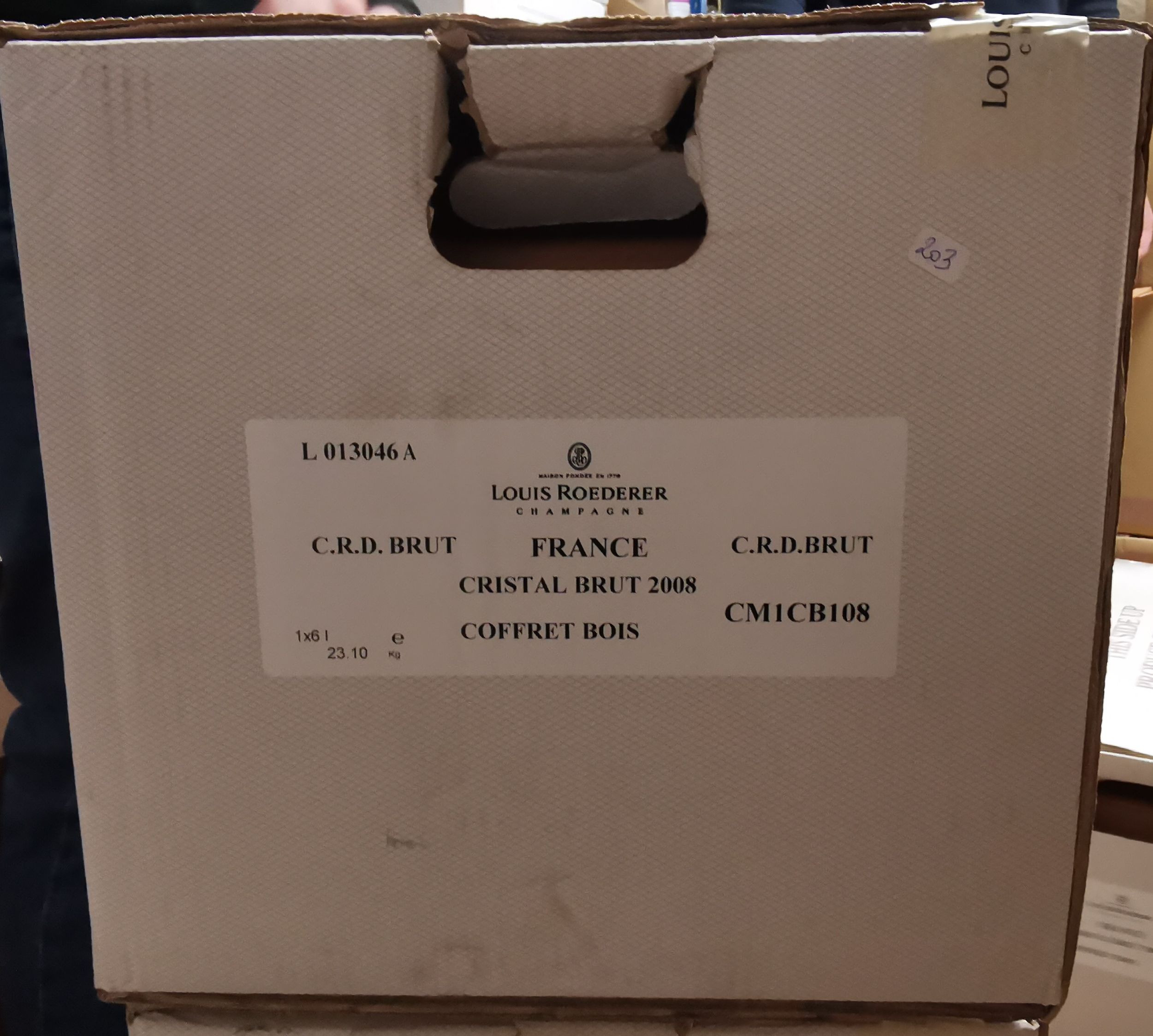 6 bouteilles CHAMPAGNE :  | H&ocirc;tel Des Ventes de Monte-Carlo