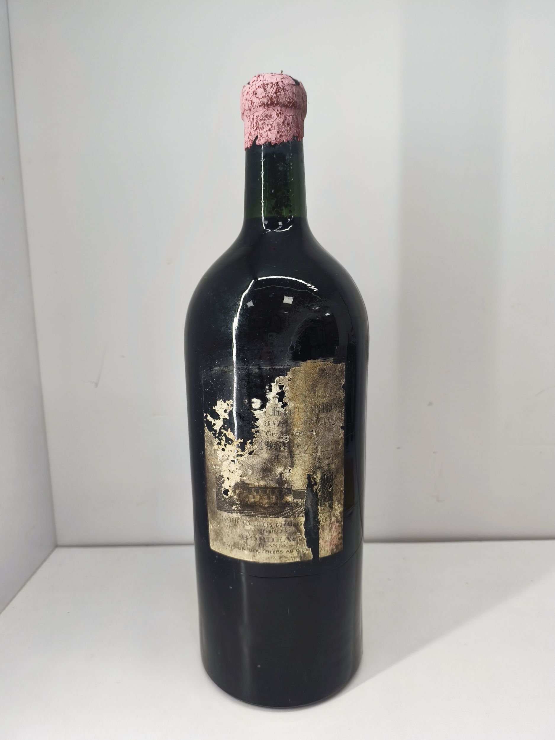 1  magnum  PETRUS,:  | H&ocirc;tel Des Ventes de Monte-Carlo