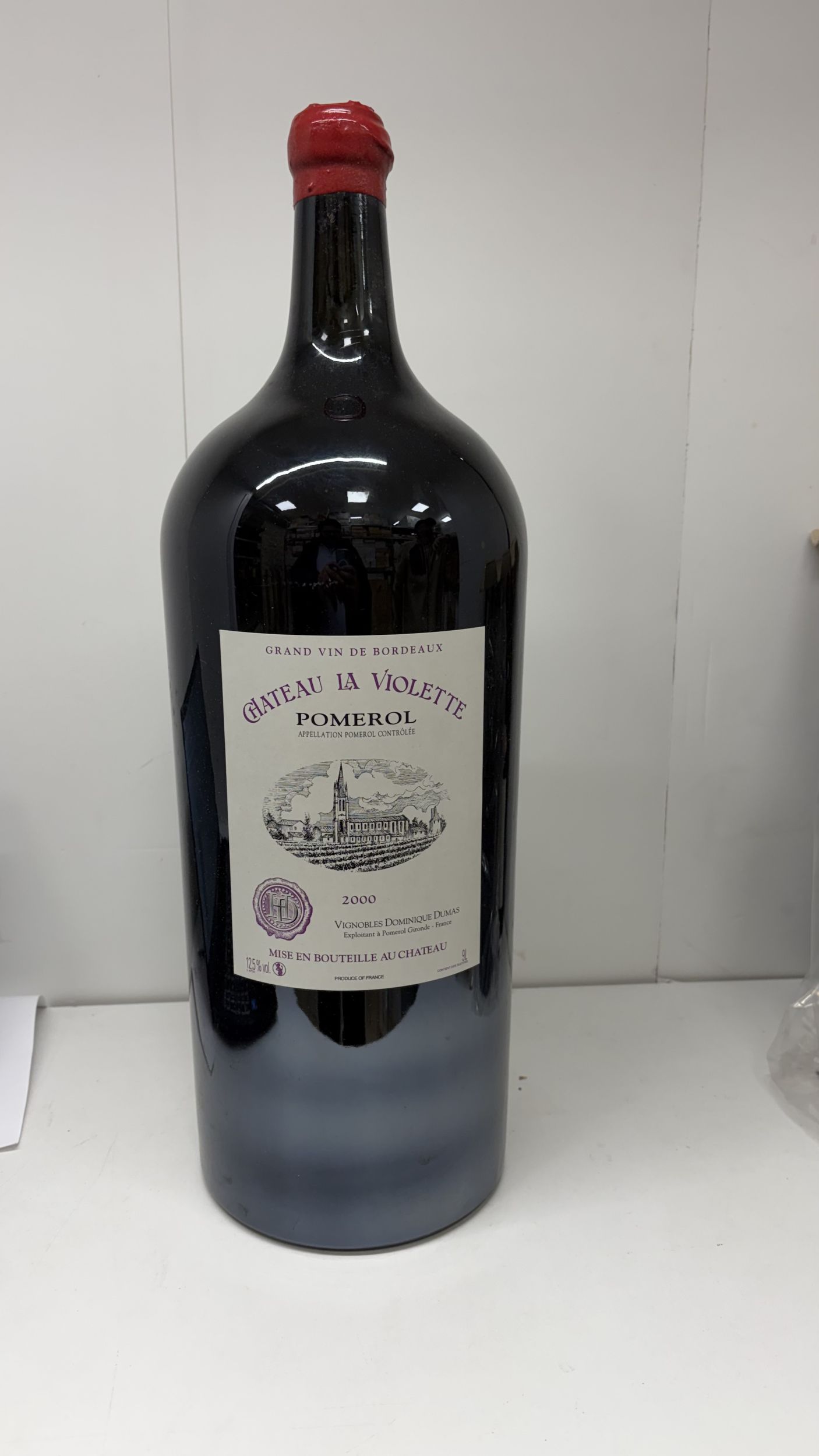 1  bouteille  PETRUS,:  | H&ocirc;tel Des Ventes de Monte-Carlo
