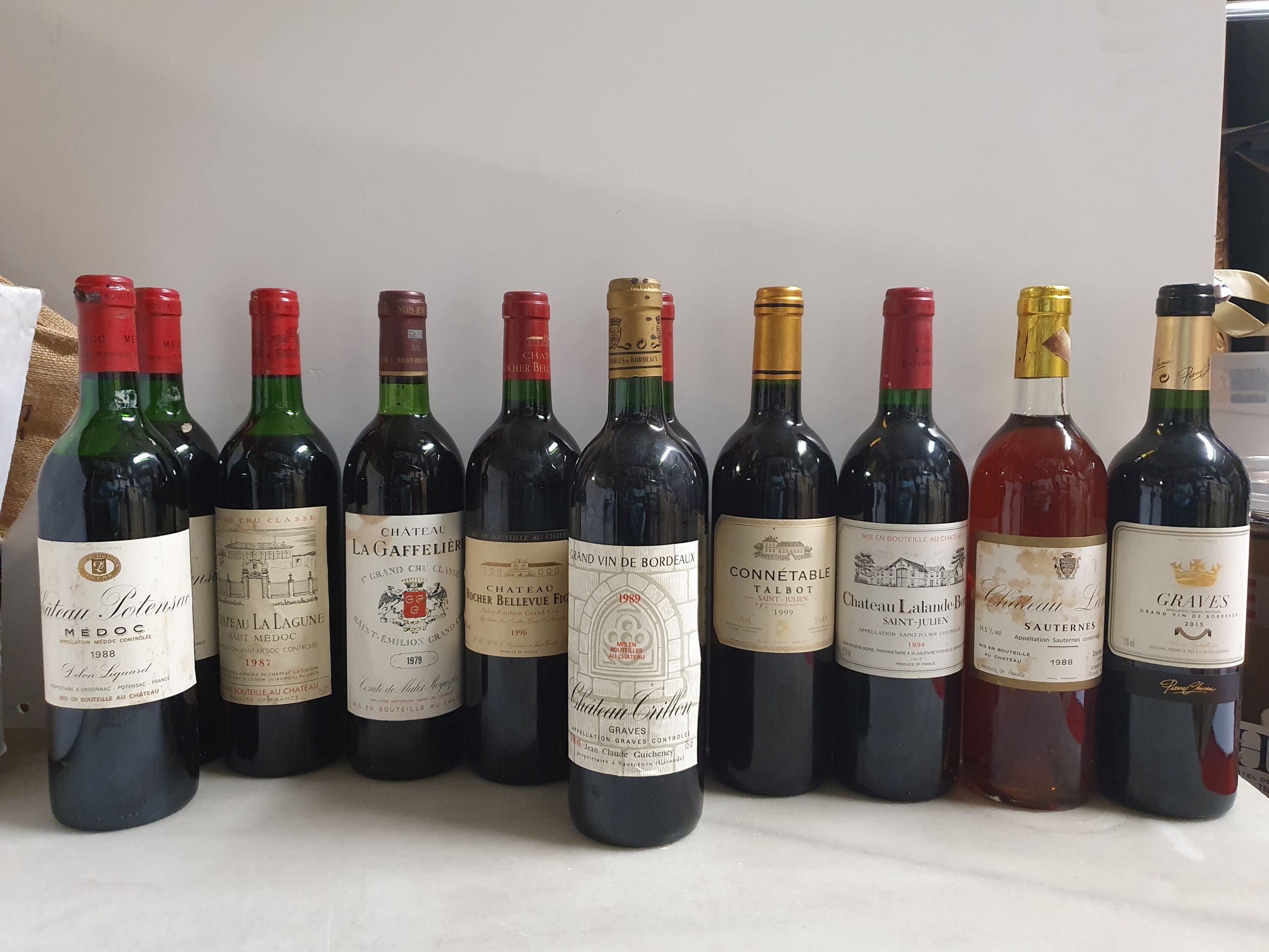 3 bouteilles  POMMARD :  | H&ocirc;tel Des Ventes de Monte-Carlo