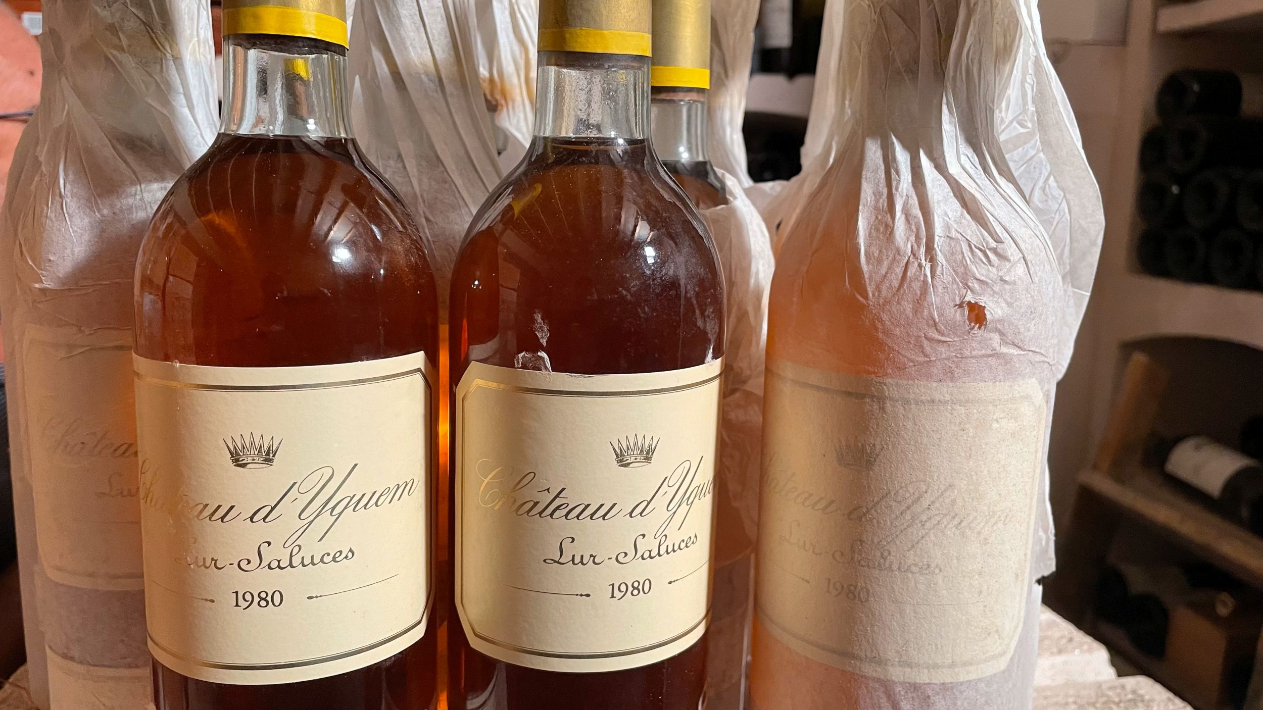 4 bouteilles :  | H&ocirc;tel Des Ventes de Monte-Carlo