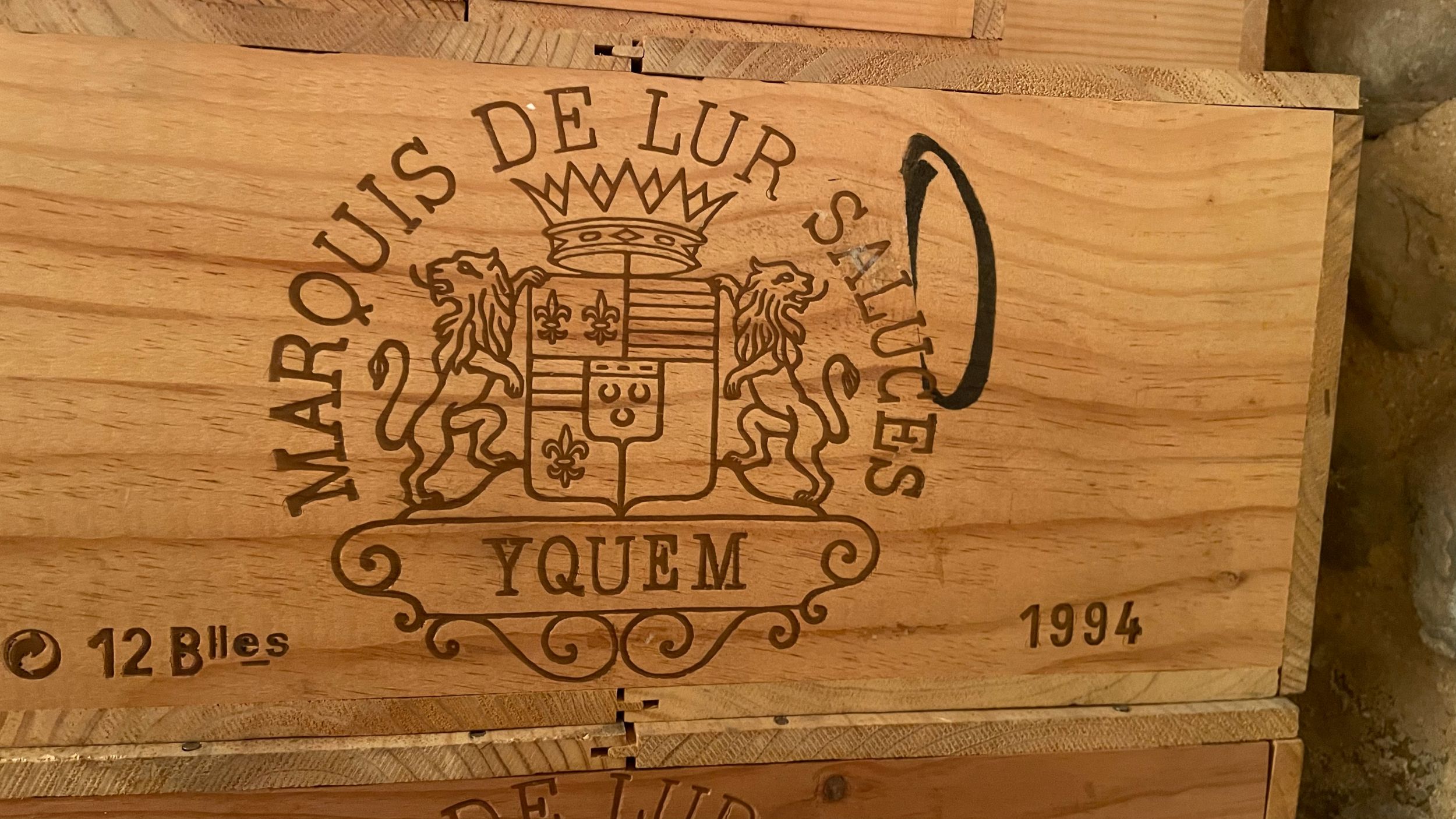 4 bouteilles :  | H&ocirc;tel Des Ventes de Monte-Carlo