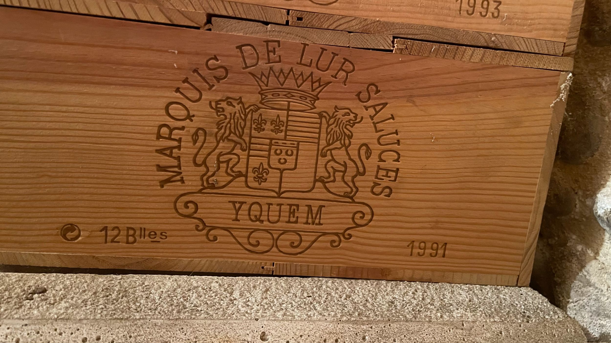 4 bouteilles :  | H&ocirc;tel Des Ventes de Monte-Carlo