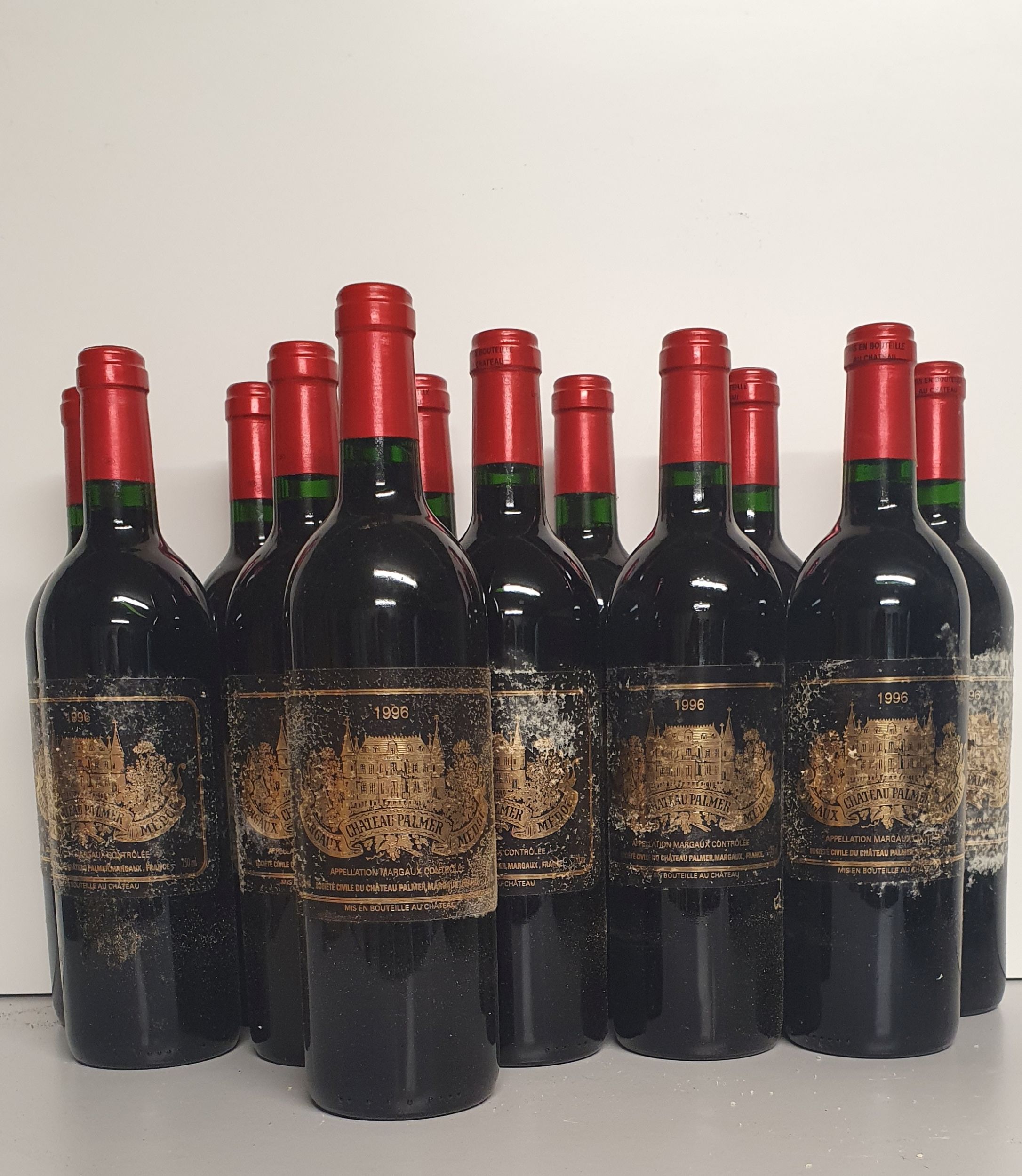 3 bouteilles  BAROLO :  | H&ocirc;tel Des Ventes de Monte-Carlo