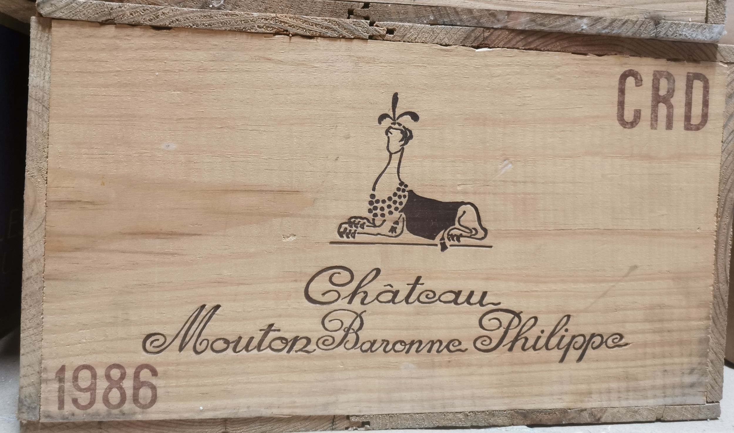 3 bouteilles  BAROLO :  | H&ocirc;tel Des Ventes de Monte-Carlo