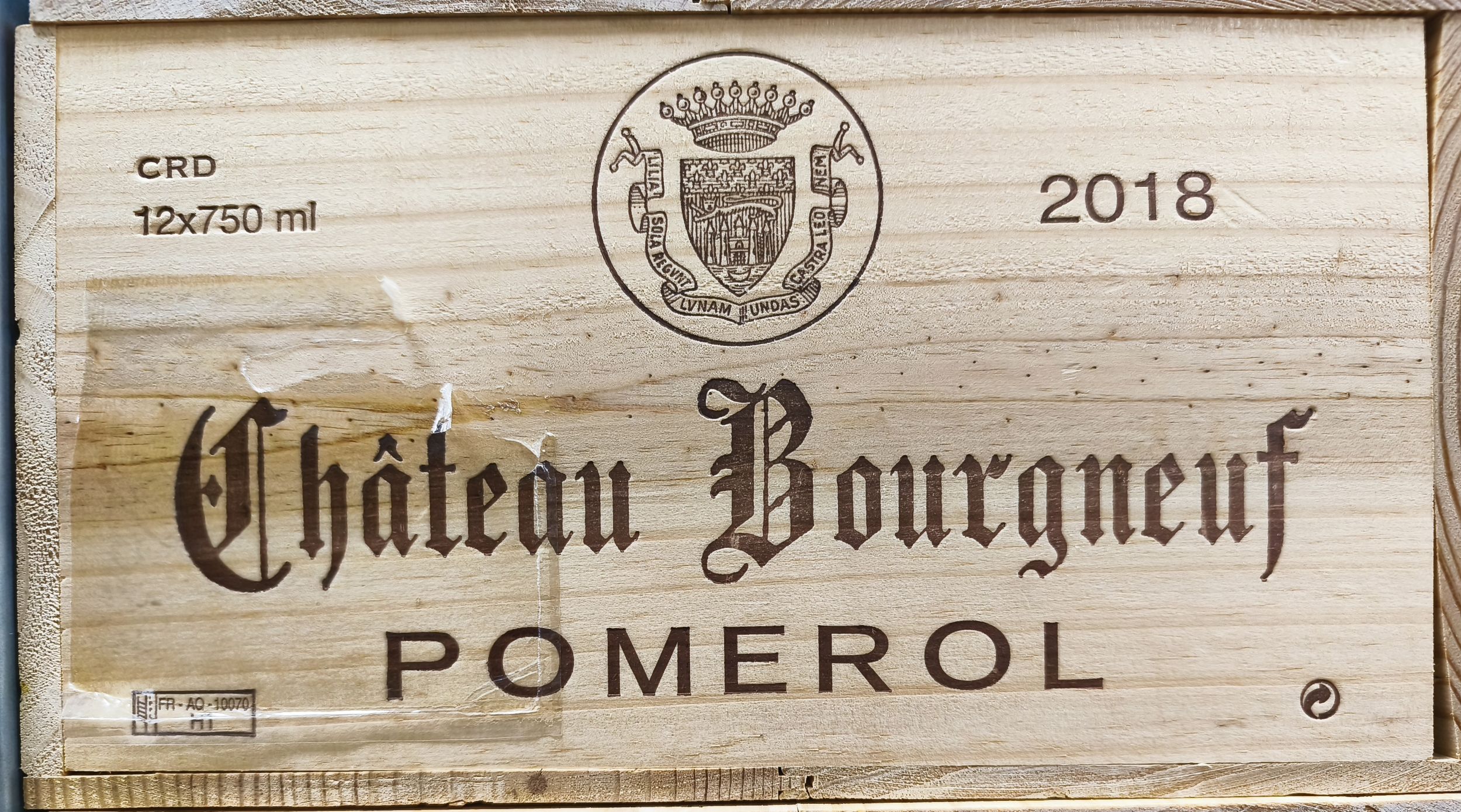 1  bouteille  PETRUS,:  | H&ocirc;tel Des Ventes de Monte-Carlo
