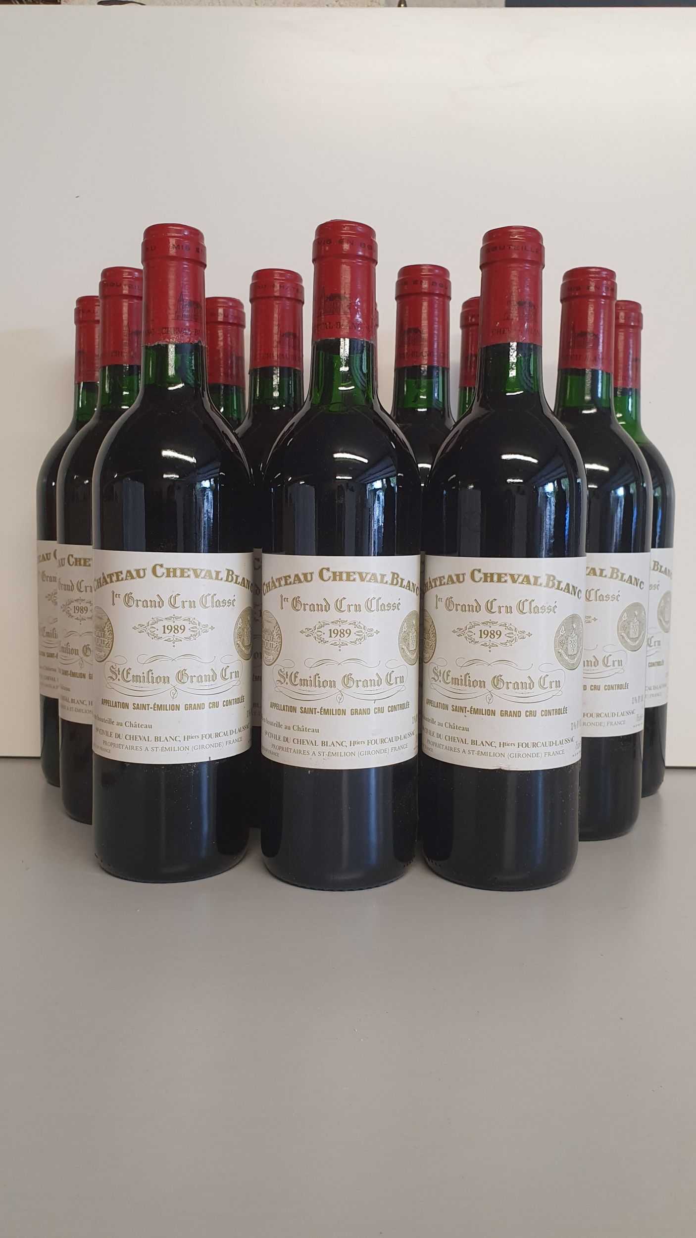 6 bouteilles CHAMPAGNE :  | H&ocirc;tel Des Ventes de Monte-Carlo