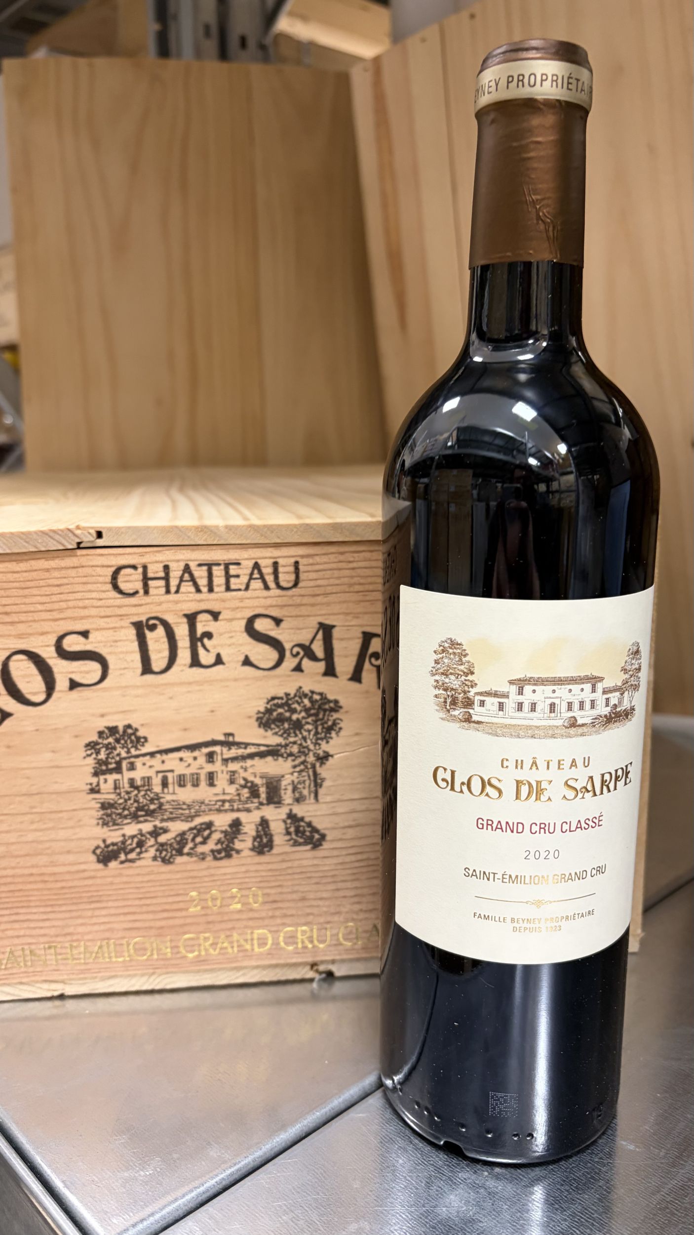 1  bouteille  PETRUS,:  | H&ocirc;tel Des Ventes de Monte-Carlo