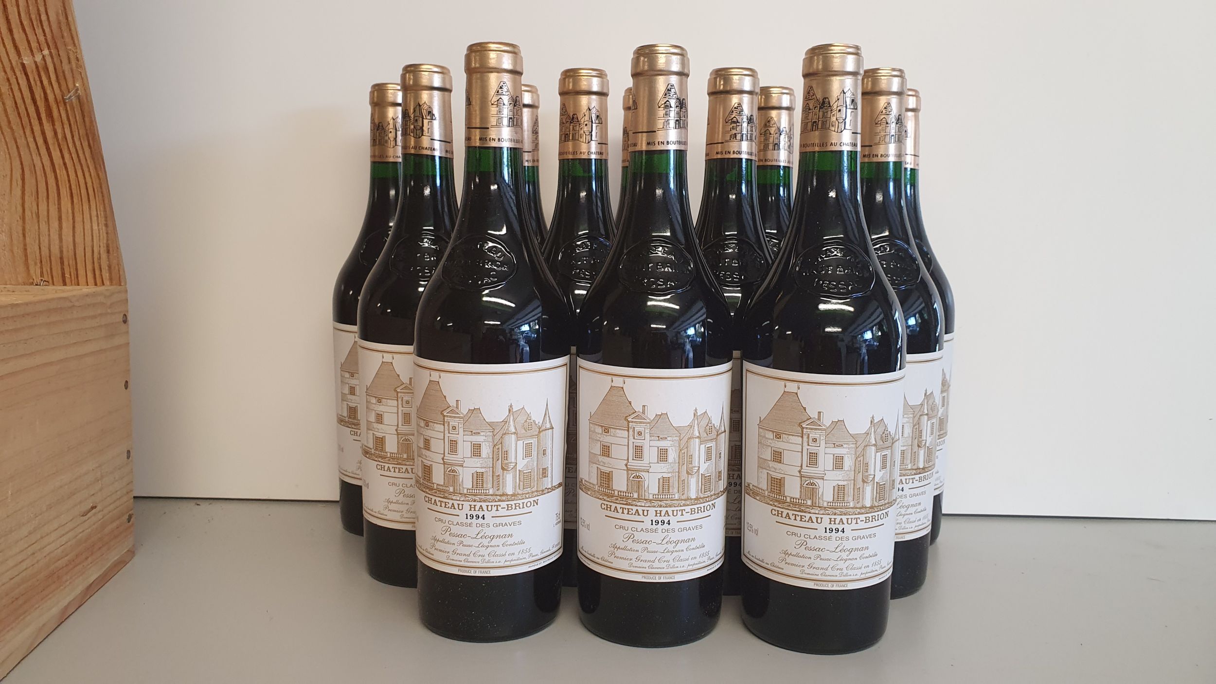 6 bouteilles CHAMPAGNE :  | H&ocirc;tel Des Ventes de Monte-Carlo