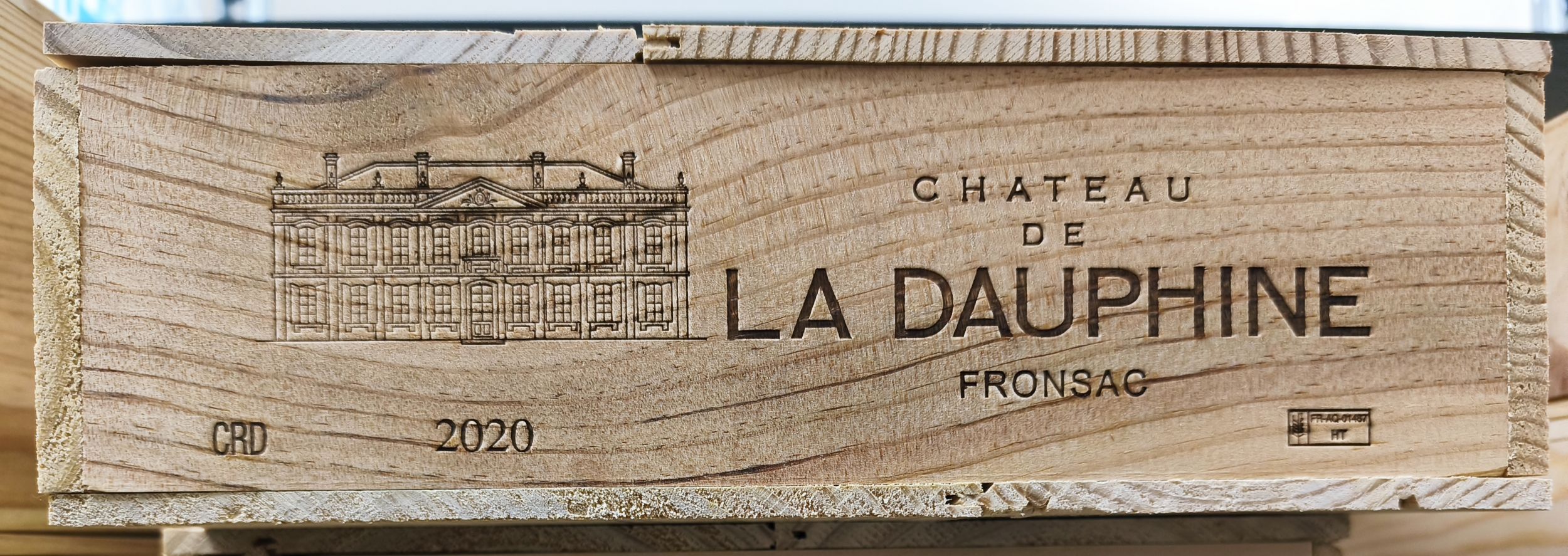 1  bouteille  PETRUS,:  | H&ocirc;tel Des Ventes de Monte-Carlo