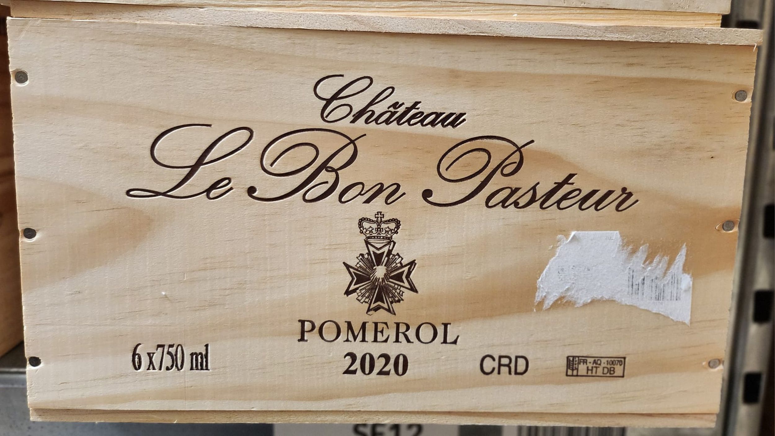 6 bouteilles CHAMPAGNE :  | H&ocirc;tel Des Ventes de Monte-Carlo