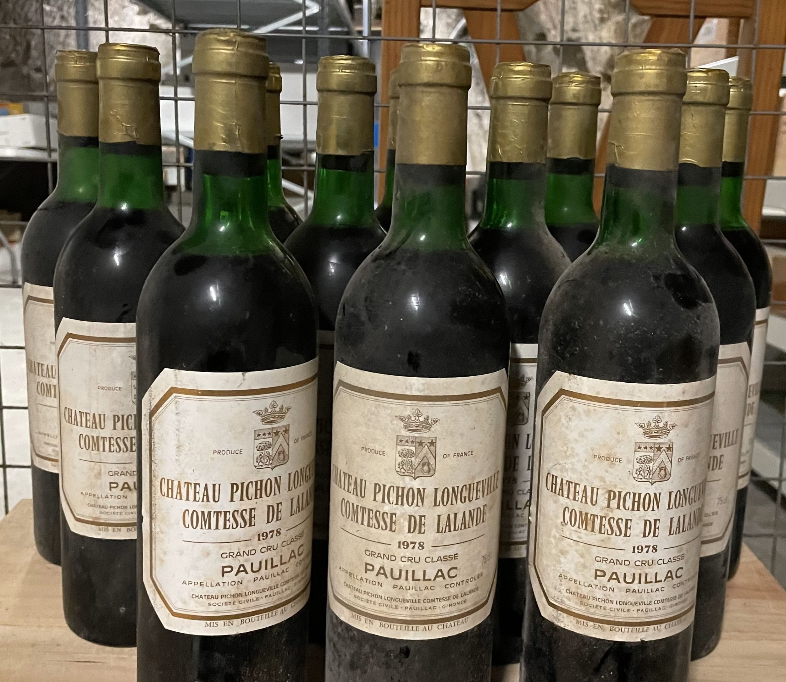 6 bouteilles CHAMPAGNE :  | H&ocirc;tel Des Ventes de Monte-Carlo