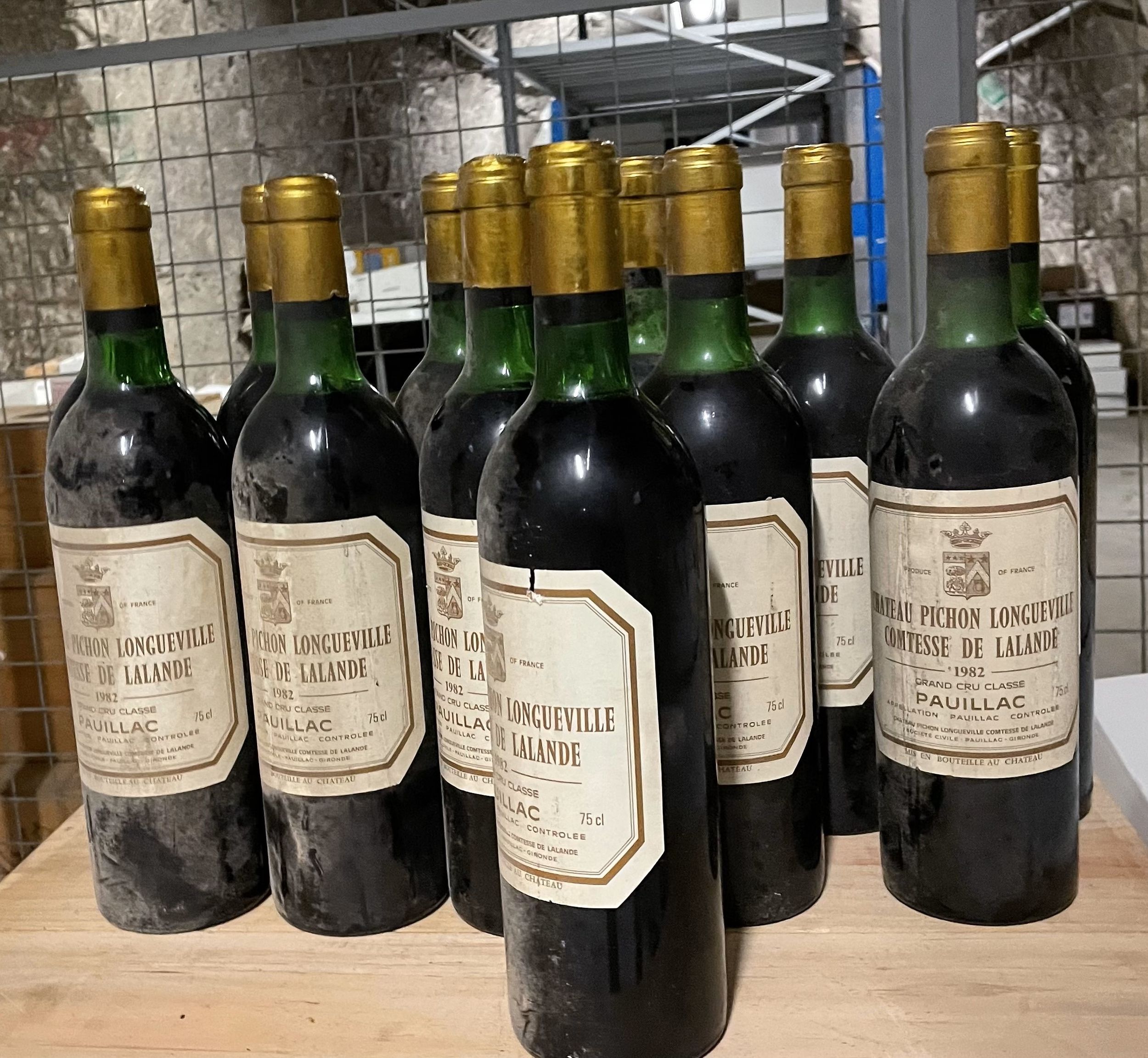 6 bouteilles CHAMPAGNE :  | H&ocirc;tel Des Ventes de Monte-Carlo