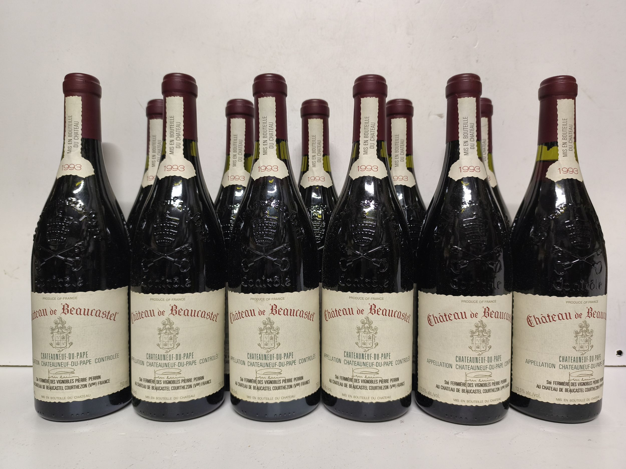 2 bouteilles BLANCS DIVERS :  | H&ocirc;tel Des Ventes de Monte-Carlo