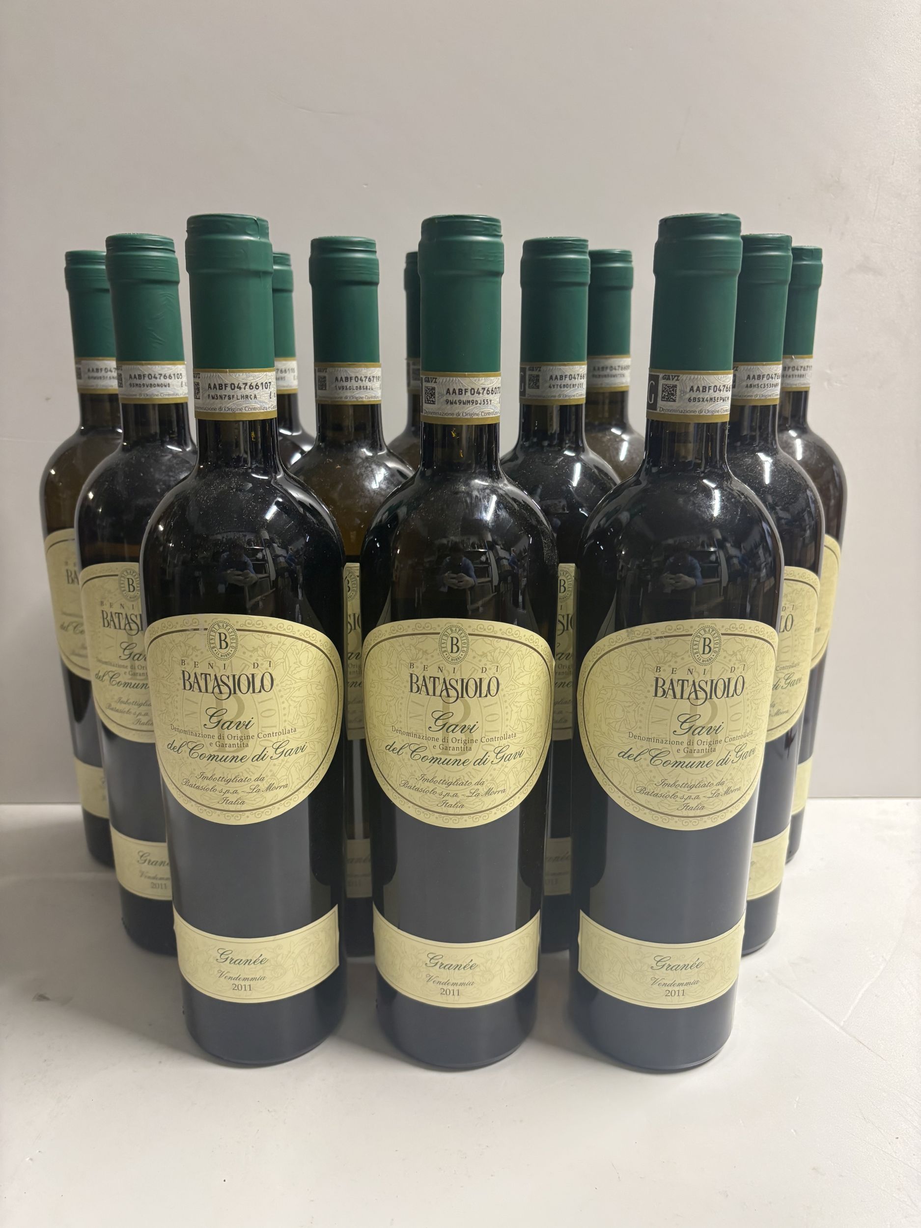 2 bouteilles BLANCS DIVERS :  | H&ocirc;tel Des Ventes de Monte-Carlo
