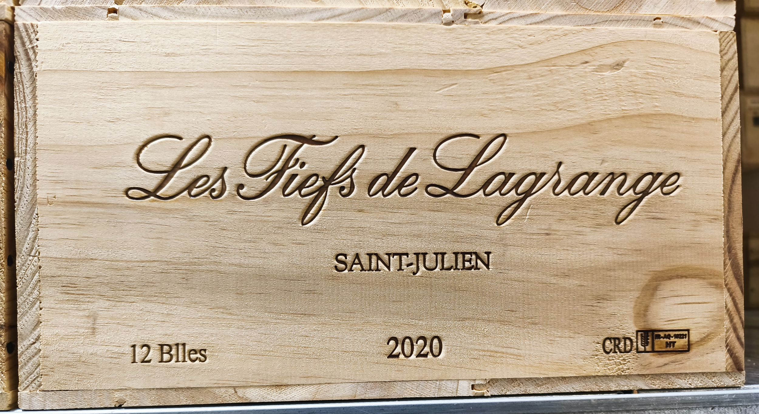 1  bouteille  PETRUS,:  | H&ocirc;tel Des Ventes de Monte-Carlo
