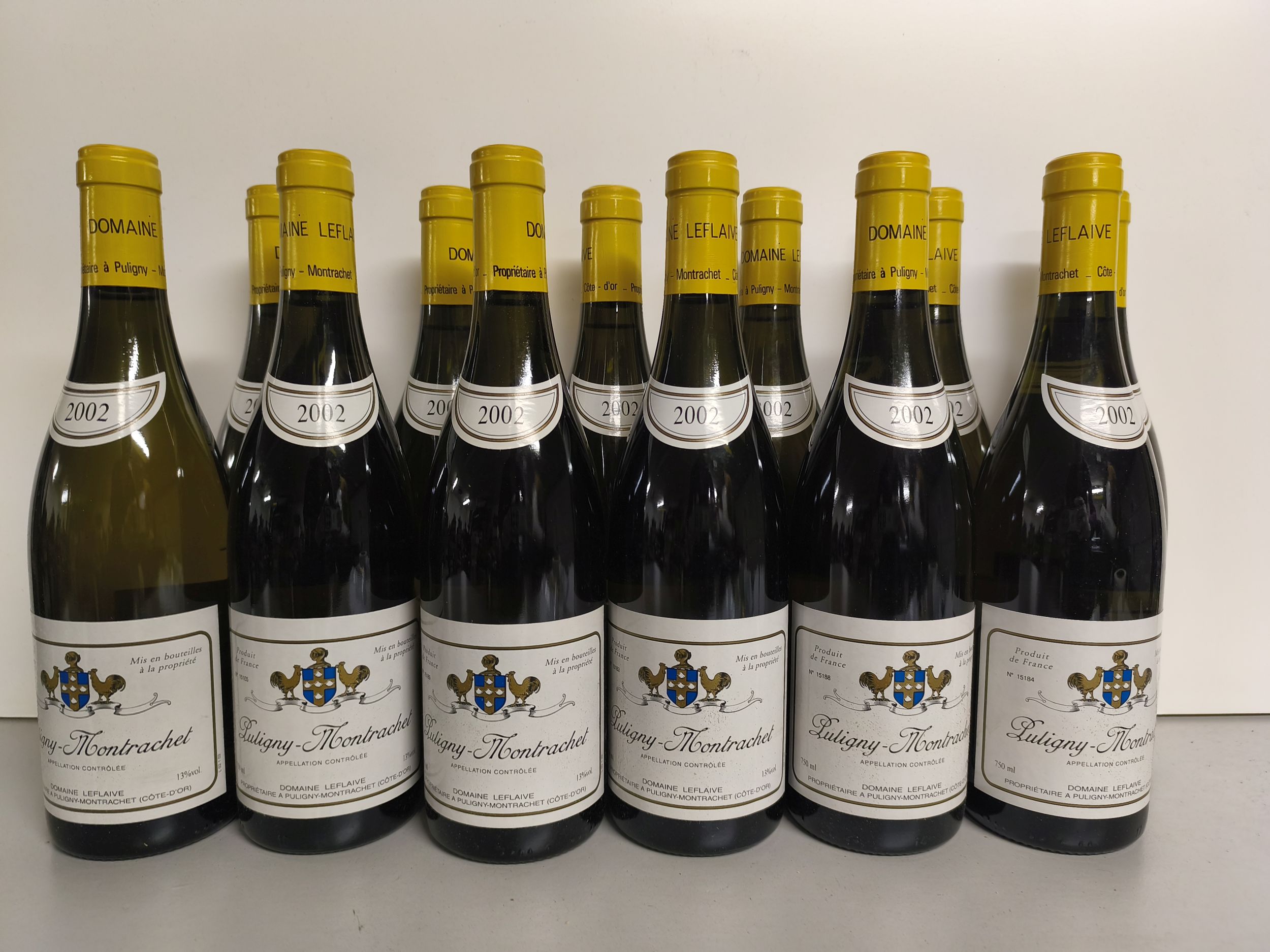 2 bouteilles BLANCS DIVERS :  | H&ocirc;tel Des Ventes de Monte-Carlo