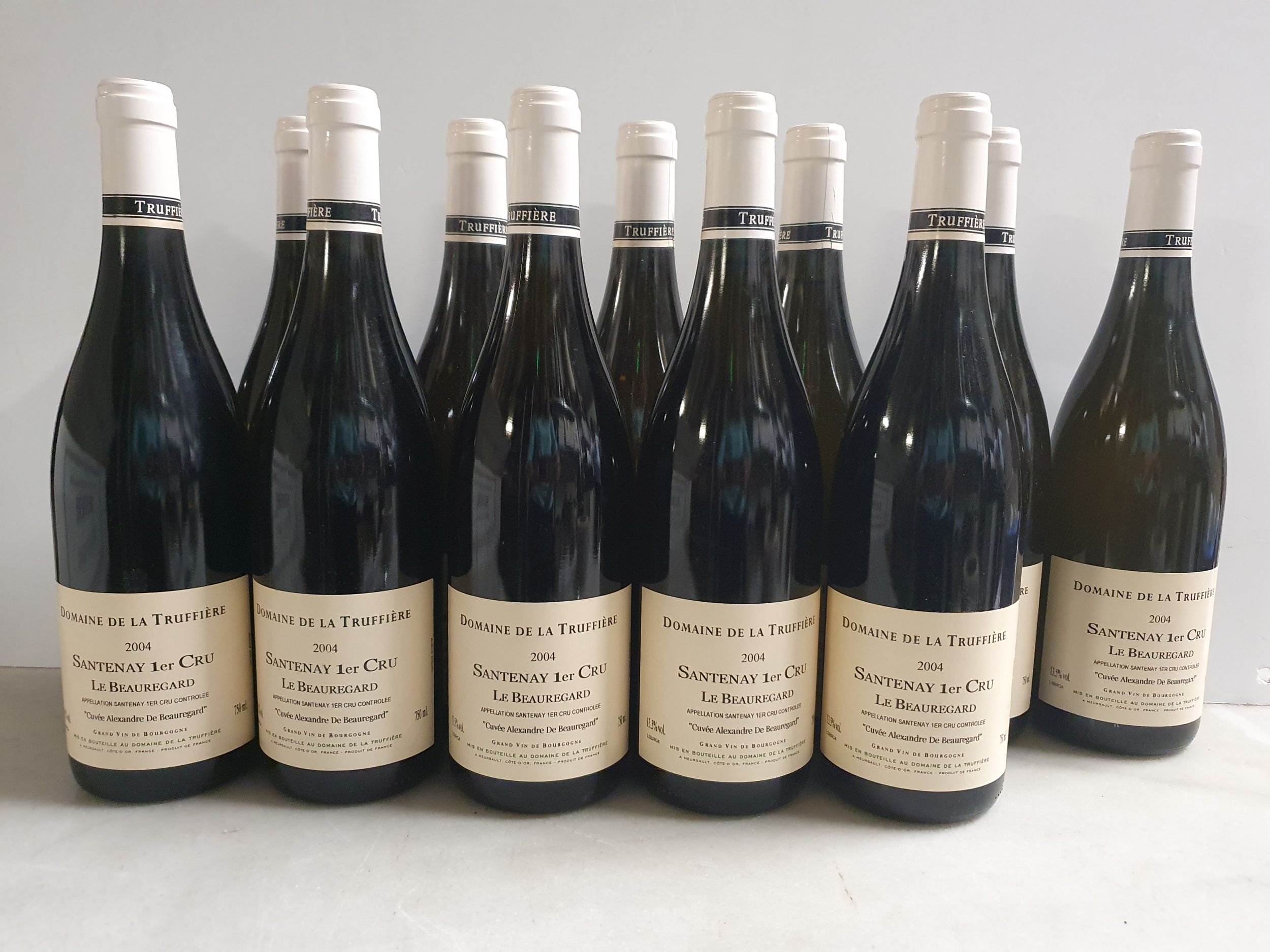 2 bouteilles BLANCS DIVERS :  | H&ocirc;tel Des Ventes de Monte-Carlo