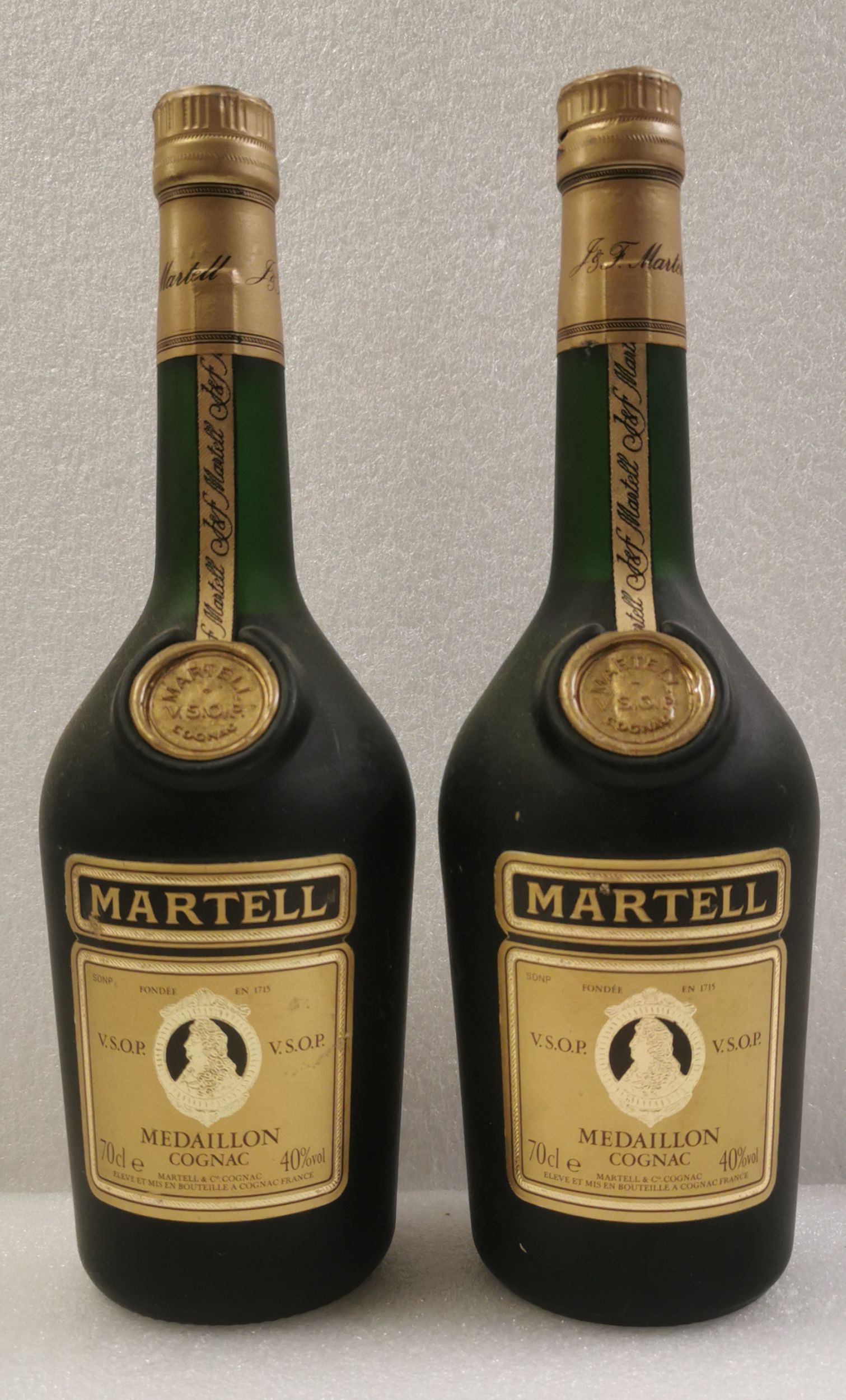 4 bouteilles :  | H&ocirc;tel Des Ventes de Monte-Carlo