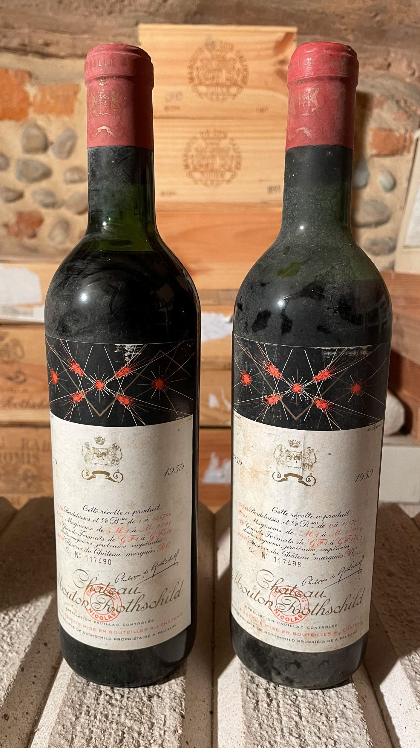 4 bouteilles :  | H&ocirc;tel Des Ventes de Monte-Carlo