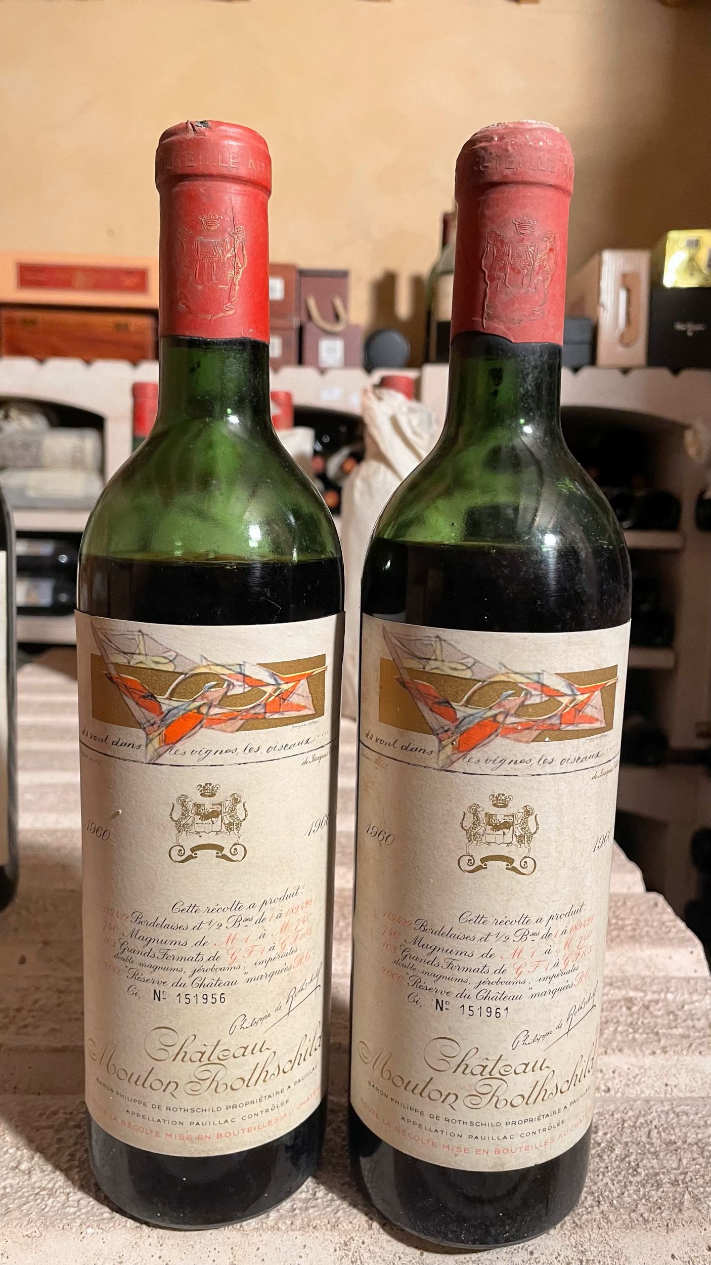4 bouteilles :  | H&ocirc;tel Des Ventes de Monte-Carlo