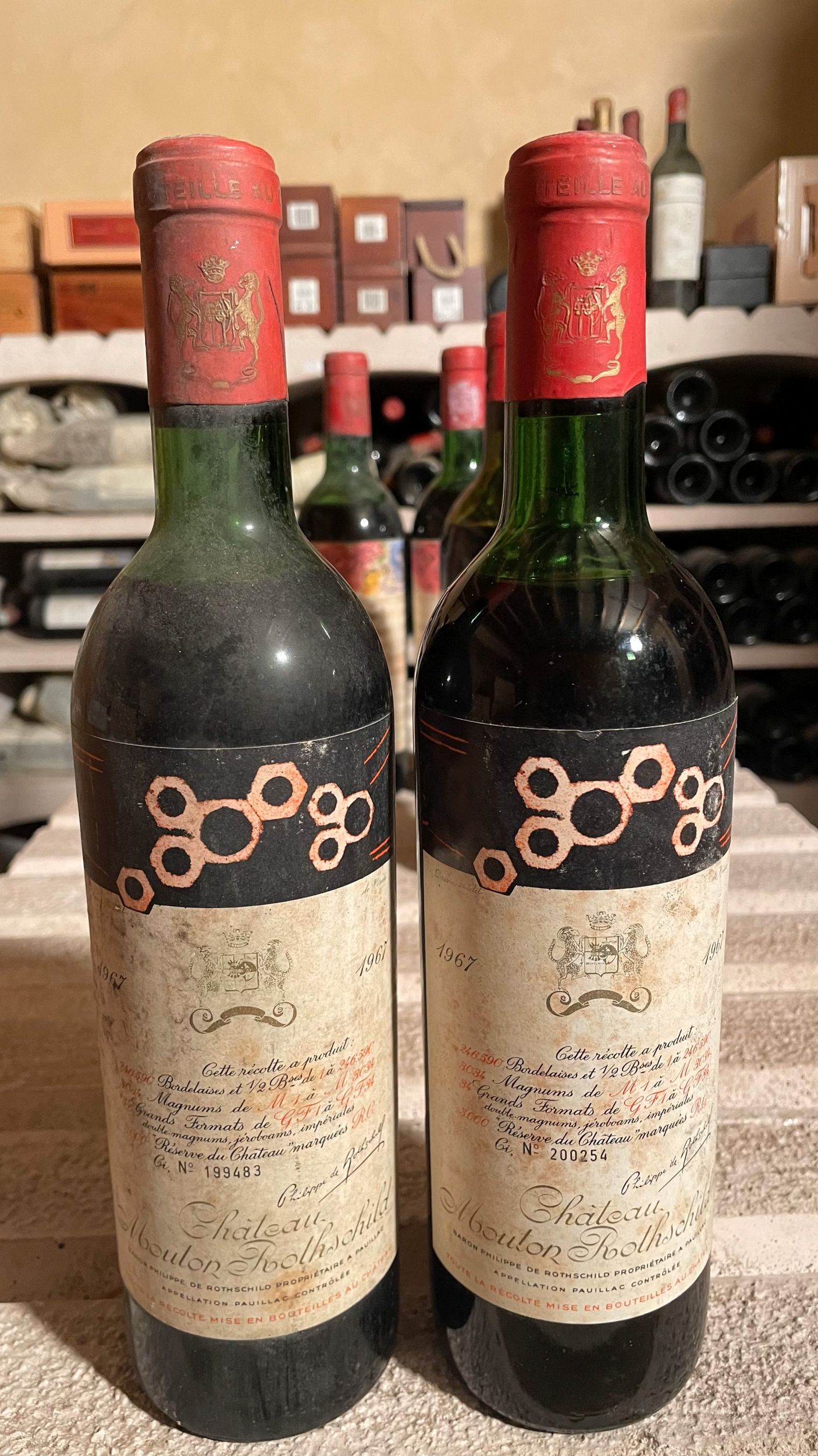 4 bouteilles :  | H&ocirc;tel Des Ventes de Monte-Carlo