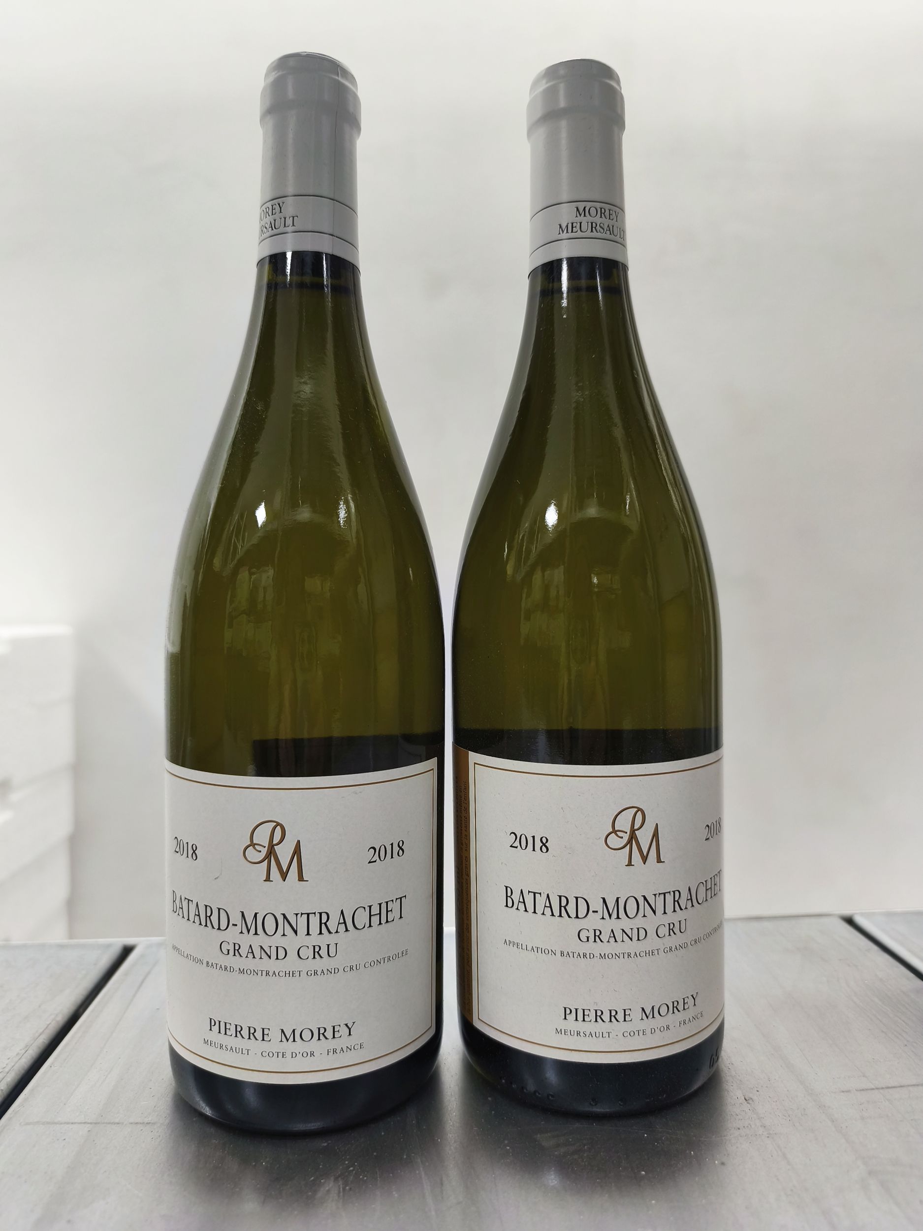 4 bouteilles BOURGOGNE:  | H&ocirc;tel Des Ventes de Monte-Carlo