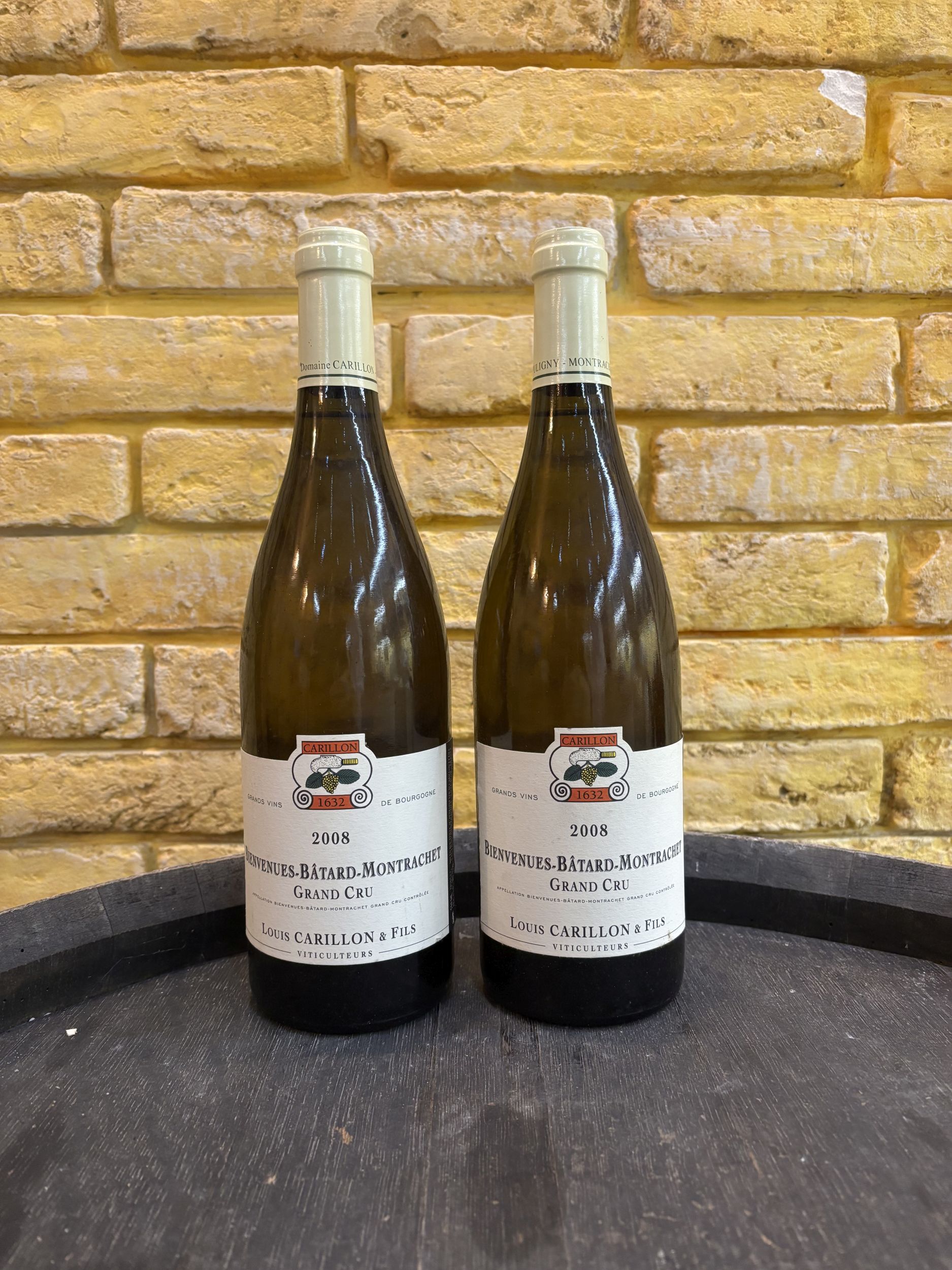 2 bouteilles BLANCS DIVERS :  | H&ocirc;tel Des Ventes de Monte-Carlo