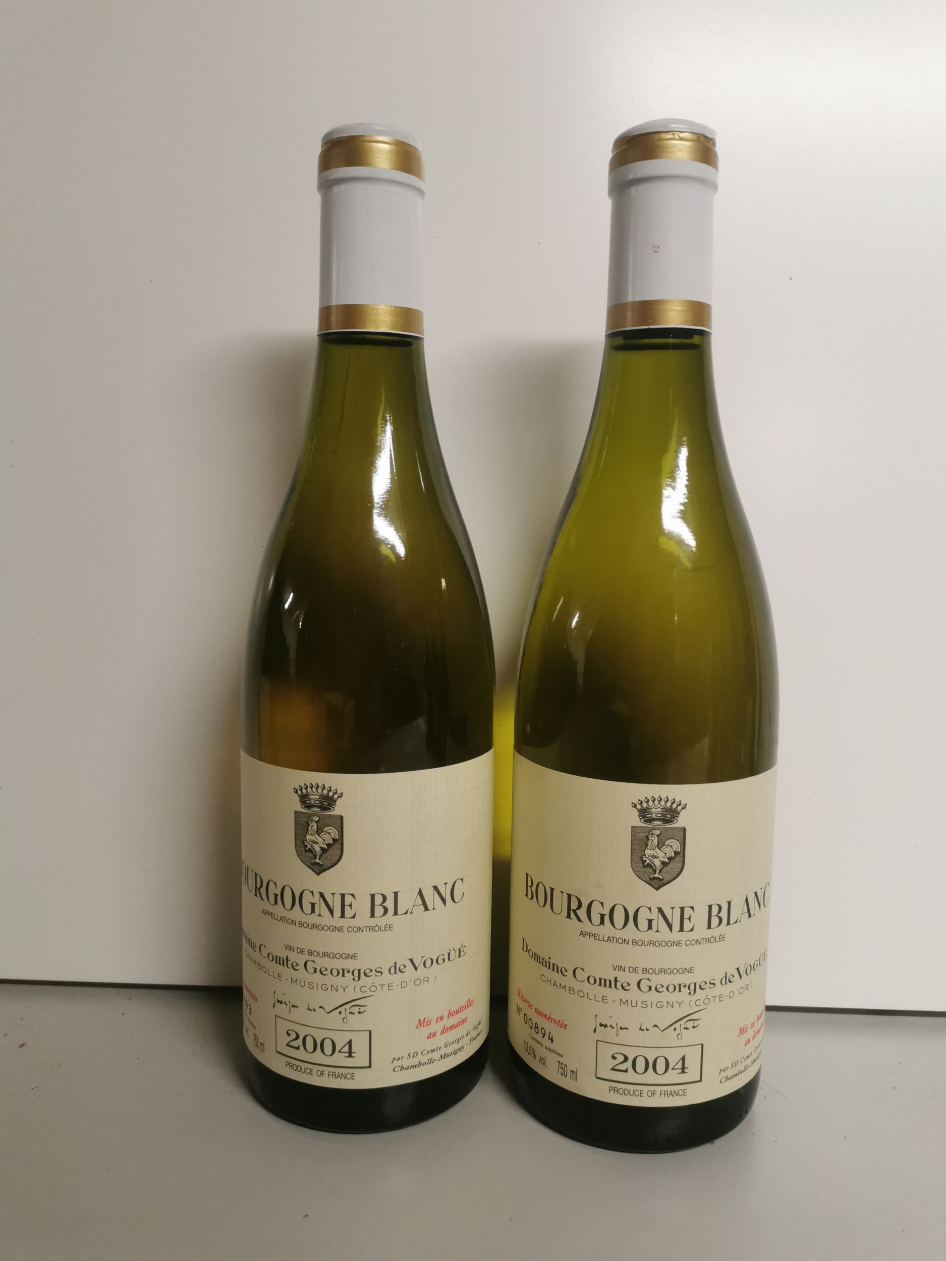 2 bouteilles BLANCS DIVERS :  | H&ocirc;tel Des Ventes de Monte-Carlo