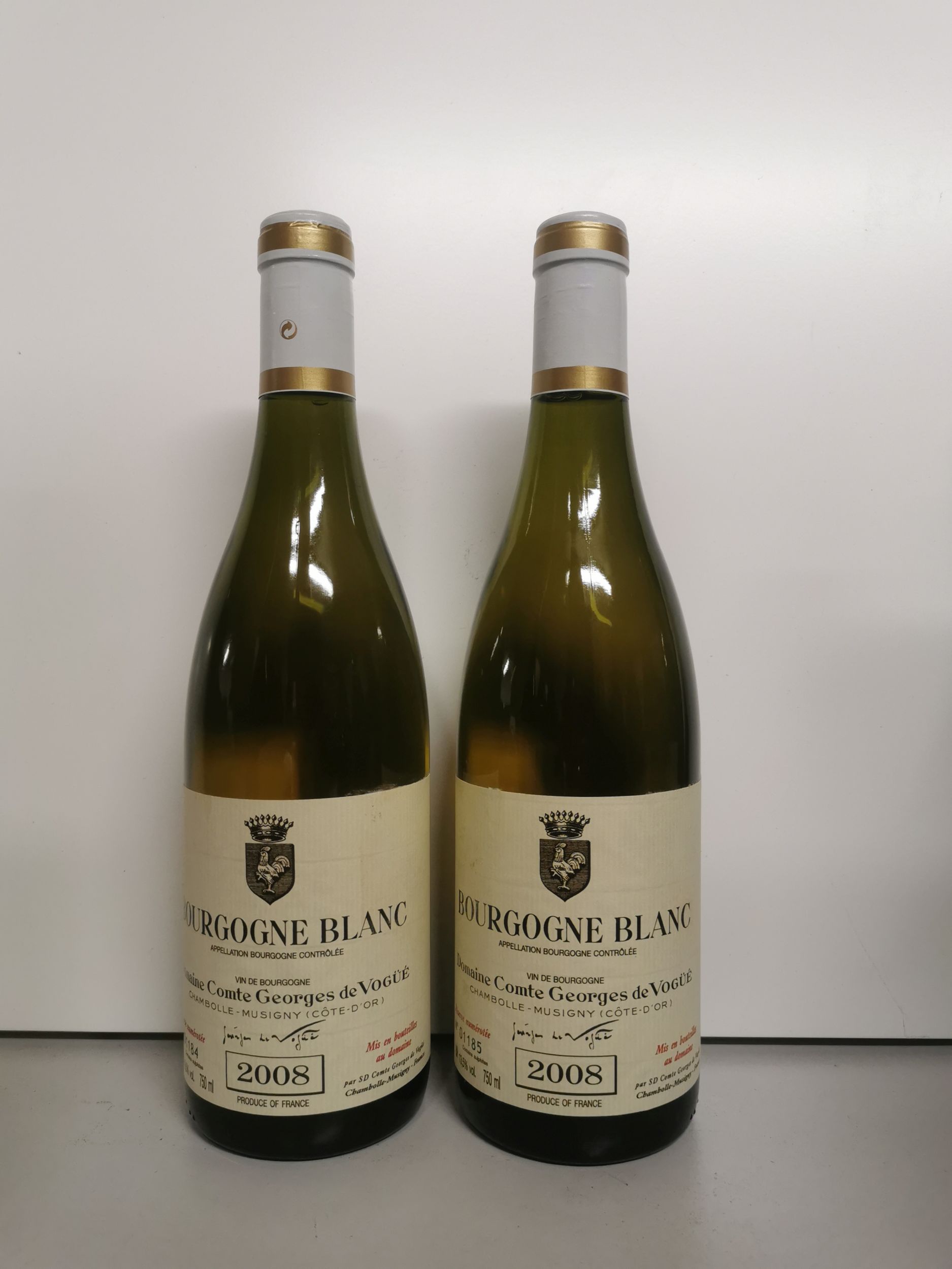 2 bouteilles BLANCS DIVERS :  | H&ocirc;tel Des Ventes de Monte-Carlo