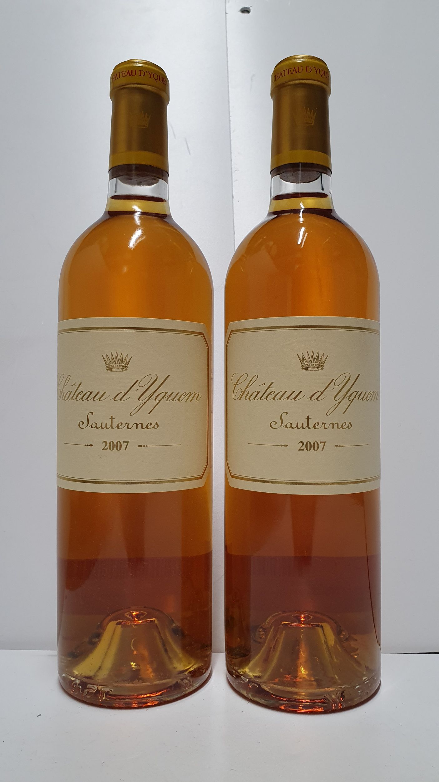 6 bouteilles CHAMPAGNE :  | H&ocirc;tel Des Ventes de Monte-Carlo
