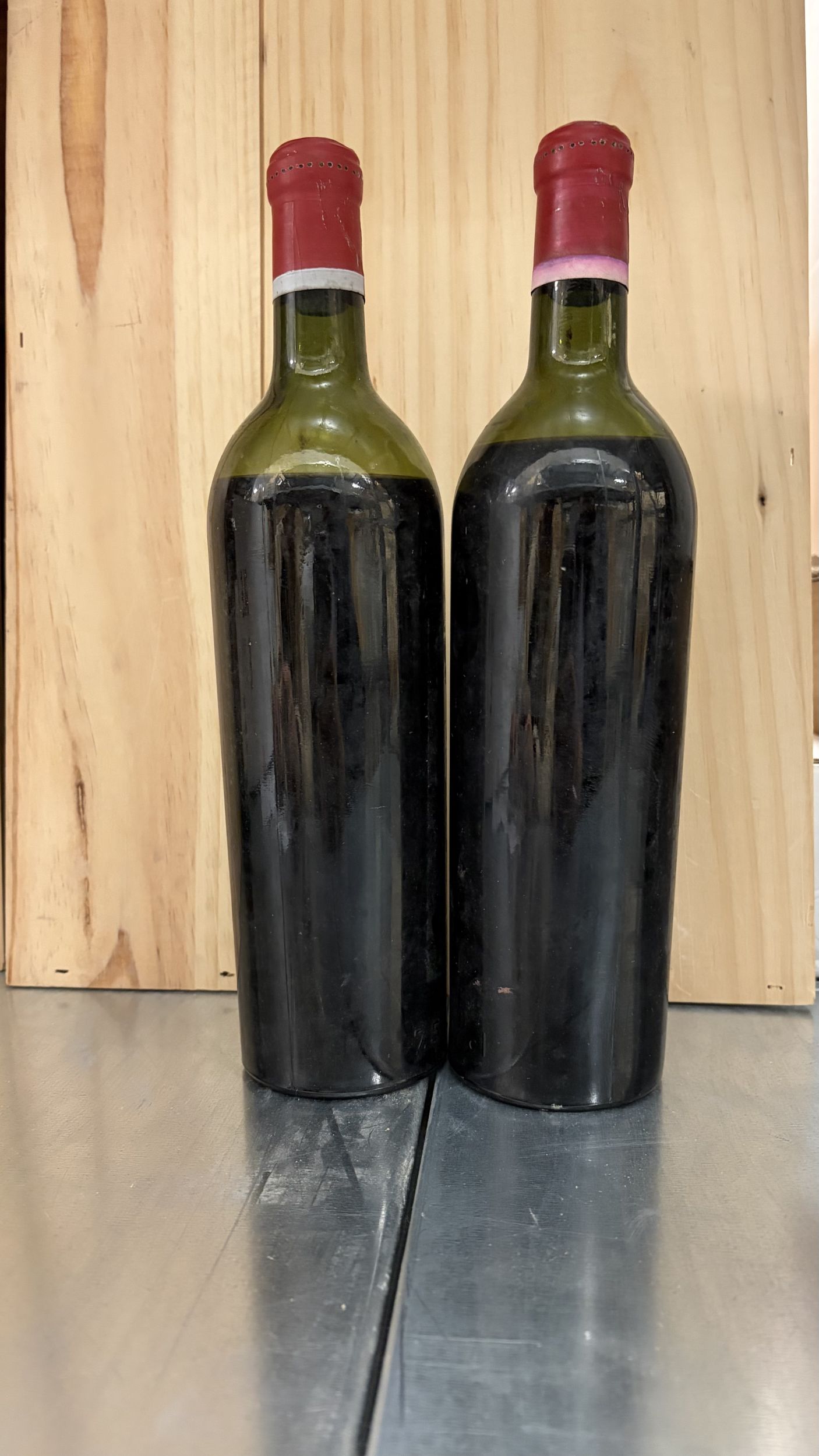 2 bouteilles  Château  LA GAFFELIÈRE,