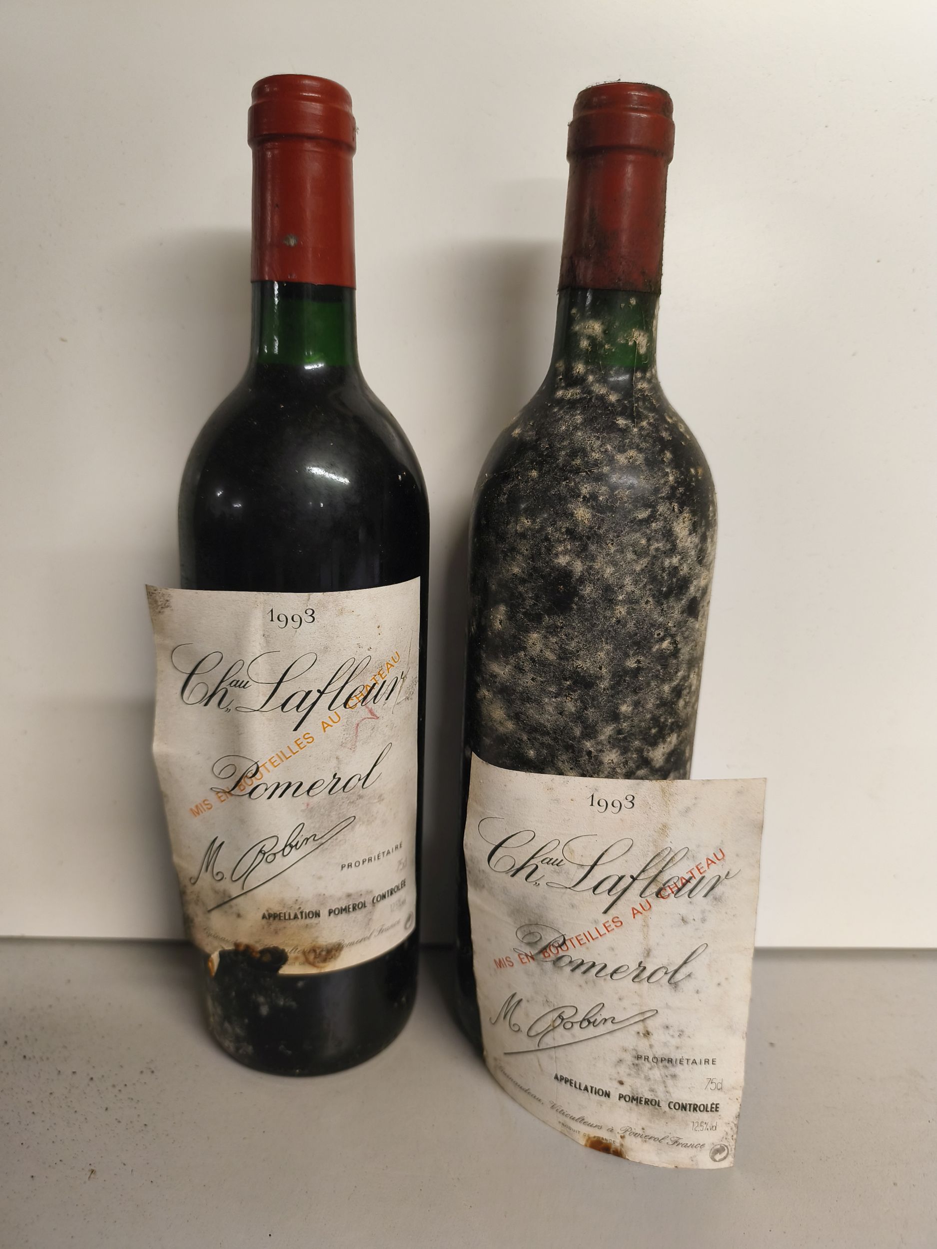 2 bouteilles BLANCS DIVERS :  | H&ocirc;tel Des Ventes de Monte-Carlo