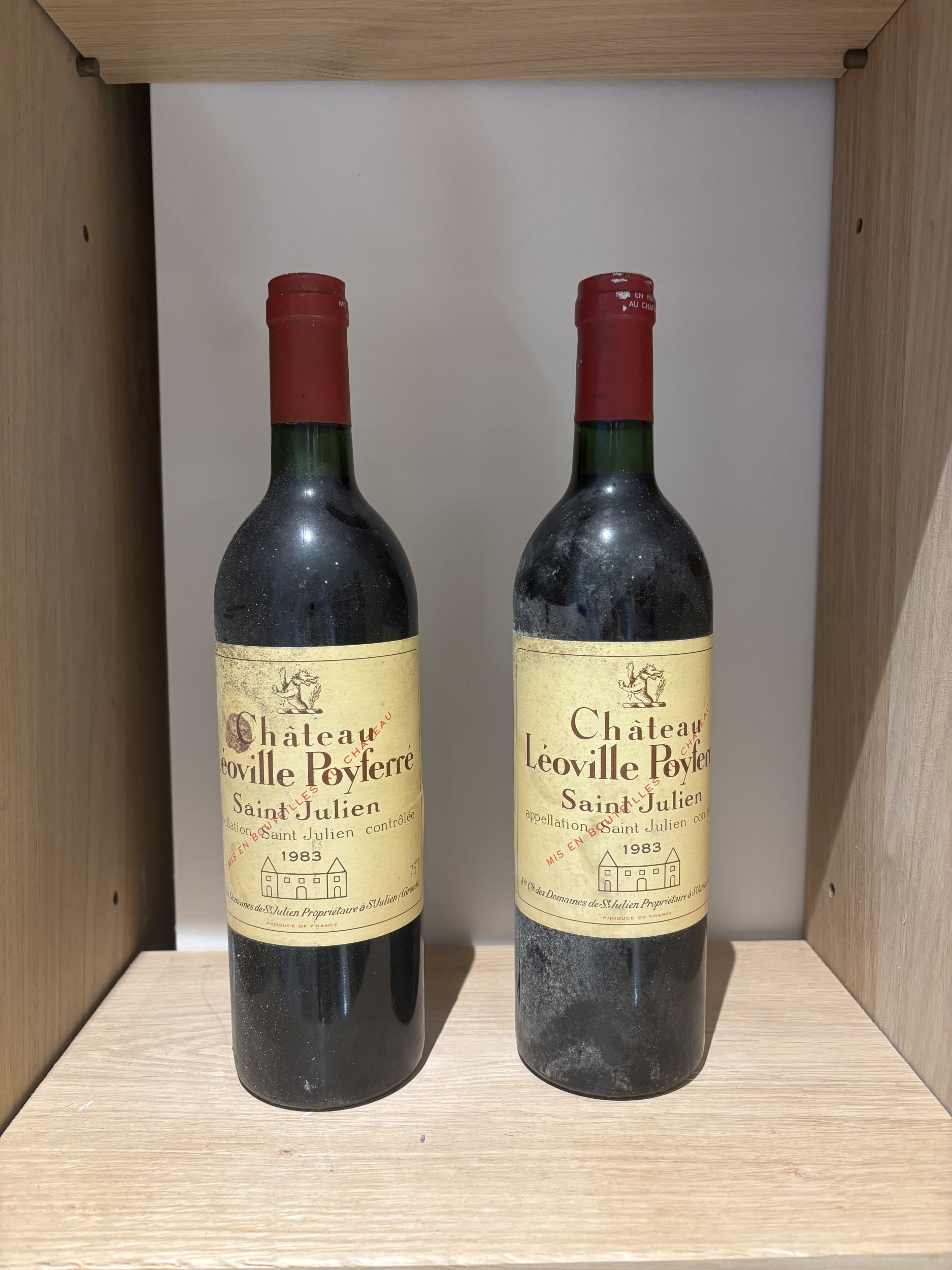 2 bouteilles BLANCS DIVERS :  | H&ocirc;tel Des Ventes de Monte-Carlo