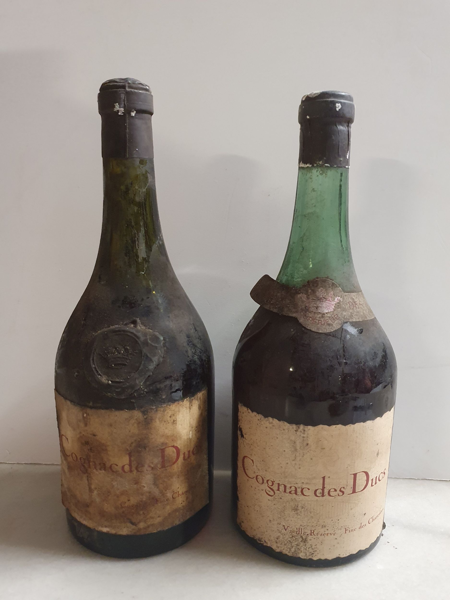 3 bouteilles  BAROLO :  | H&ocirc;tel Des Ventes de Monte-Carlo