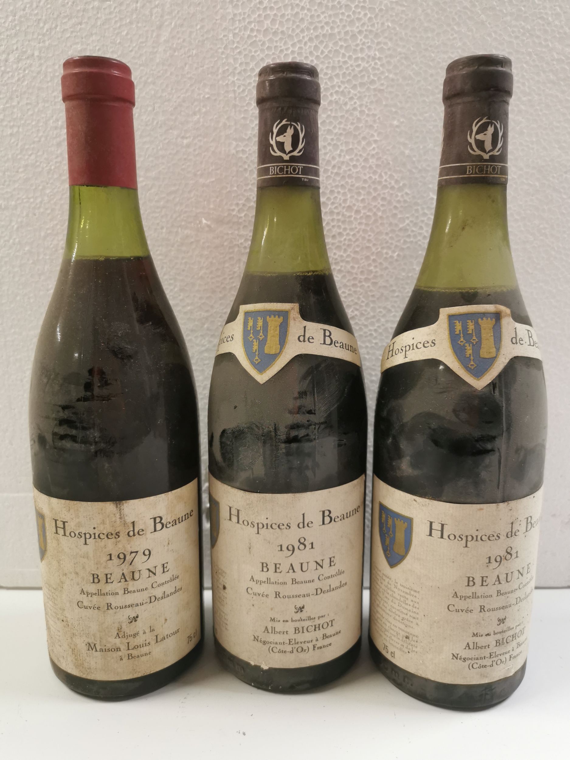 4 bouteilles :  | H&ocirc;tel Des Ventes de Monte-Carlo