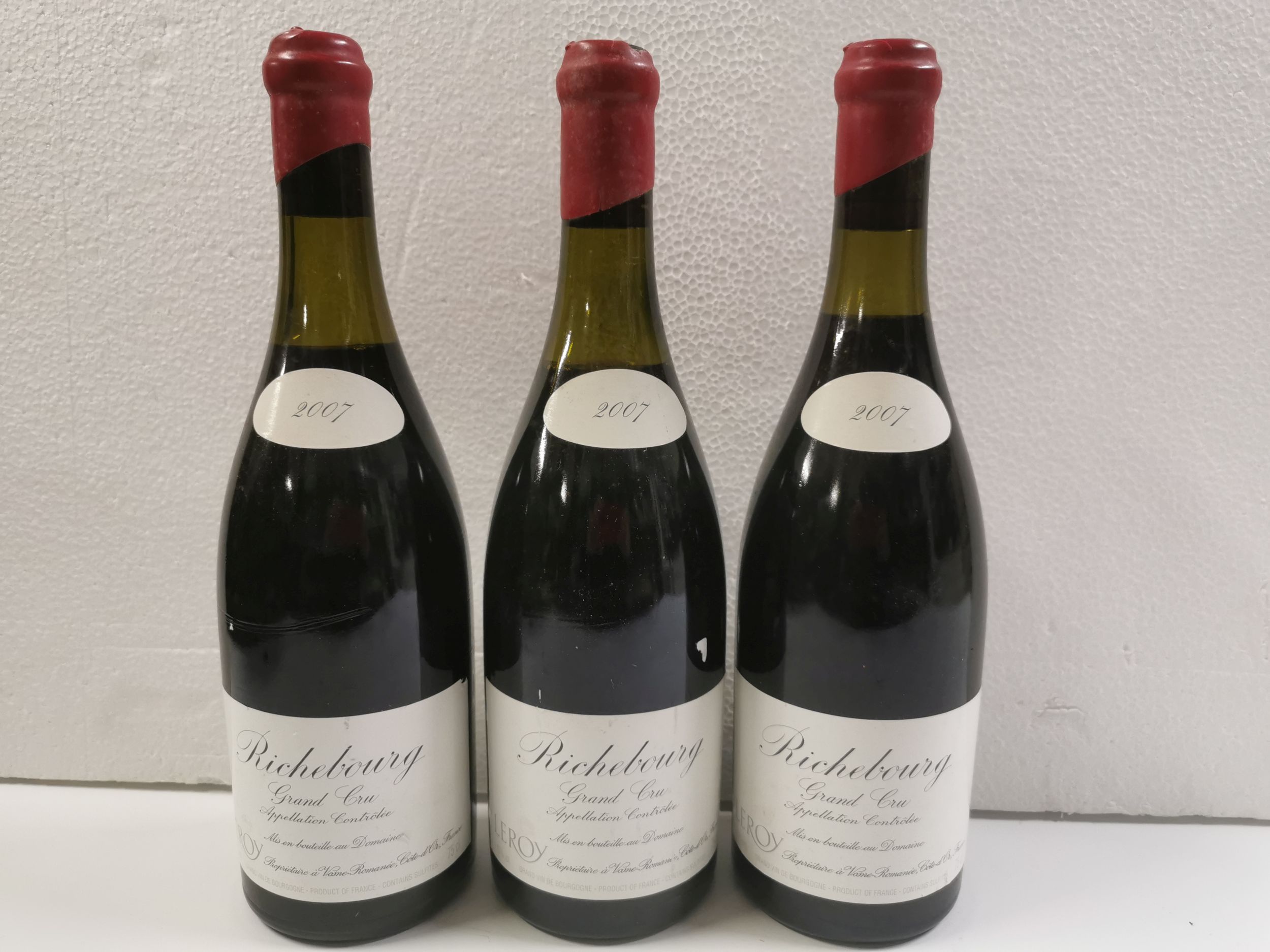 4 bouteilles :  | H&ocirc;tel Des Ventes de Monte-Carlo