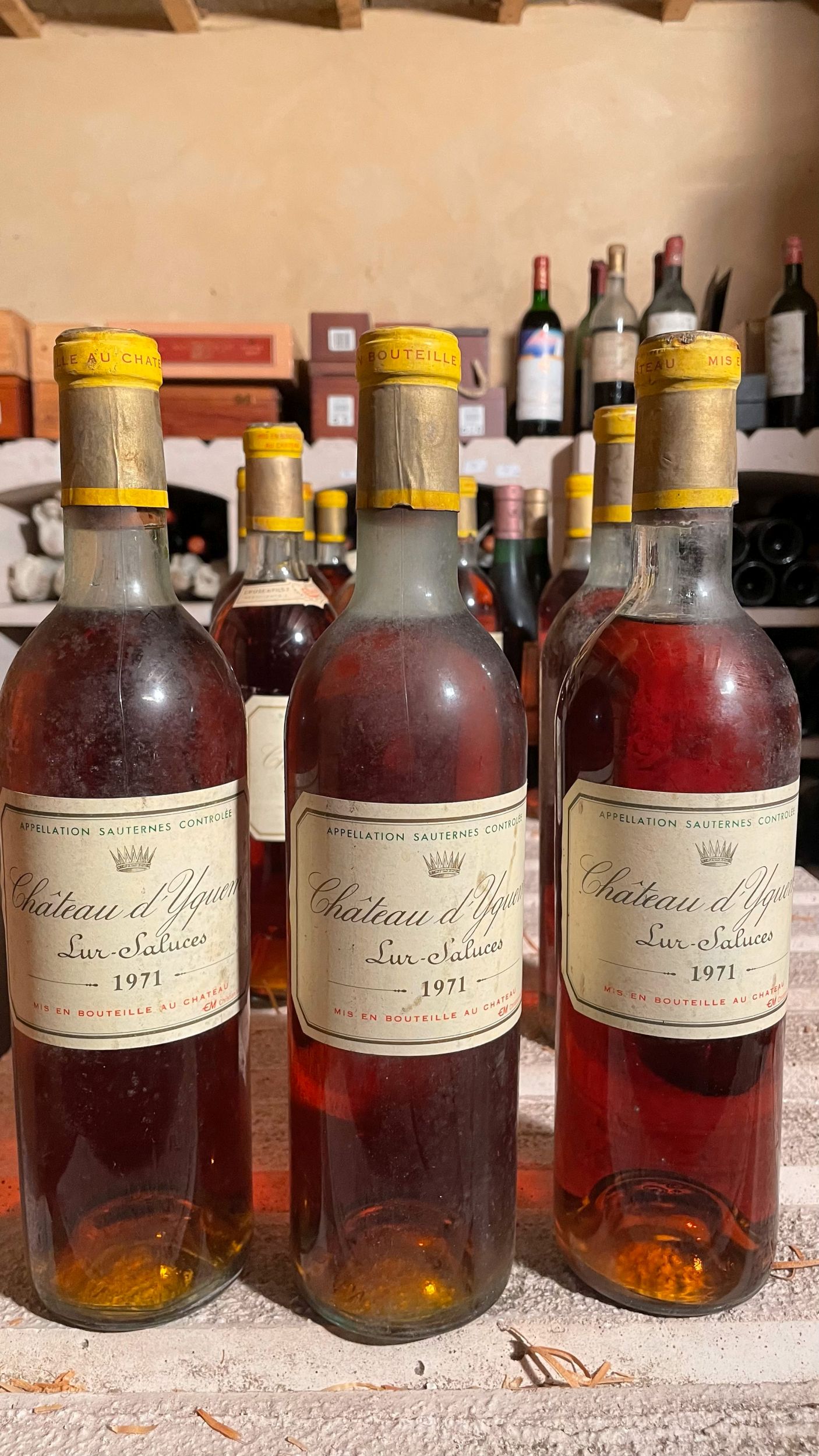4 bouteilles :  | H&ocirc;tel Des Ventes de Monte-Carlo