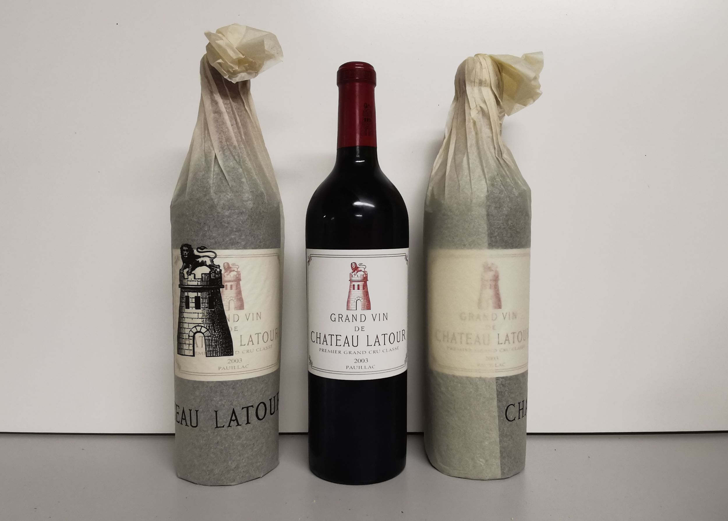 4 bouteilles :  | H&ocirc;tel Des Ventes de Monte-Carlo