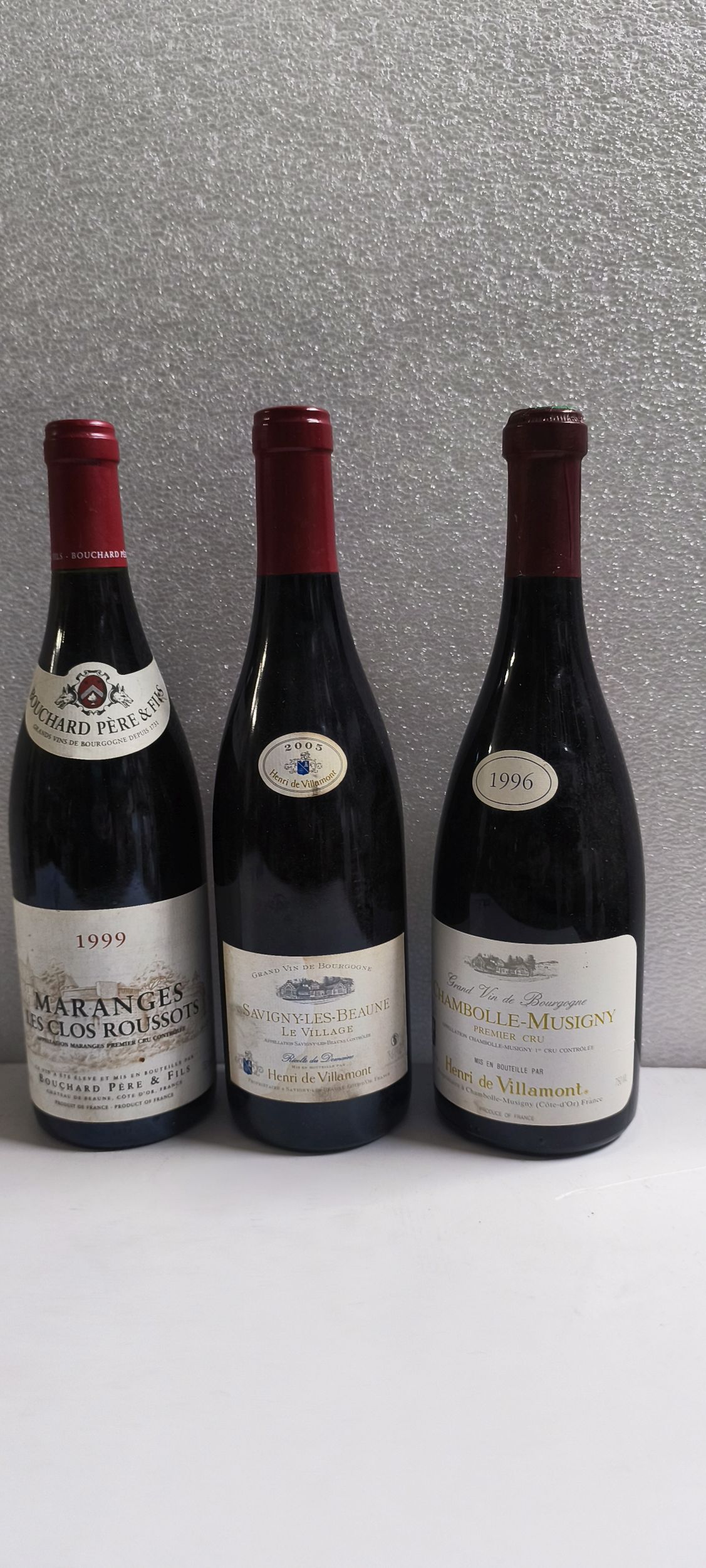 4 bouteilles BOURGOGNE:  | H&ocirc;tel Des Ventes de Monte-Carlo