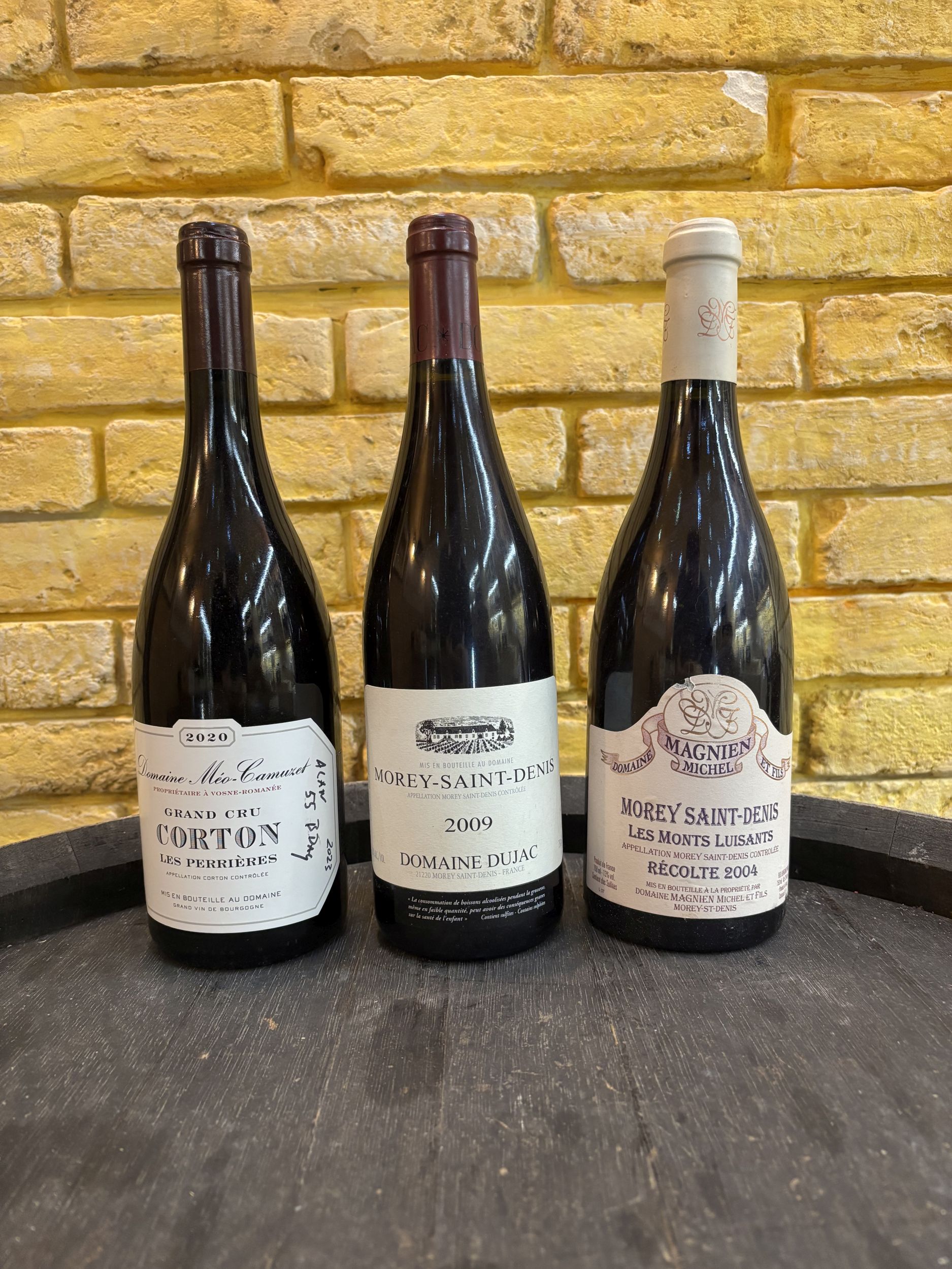 2 bouteilles BLANCS DIVERS :  | H&ocirc;tel Des Ventes de Monte-Carlo