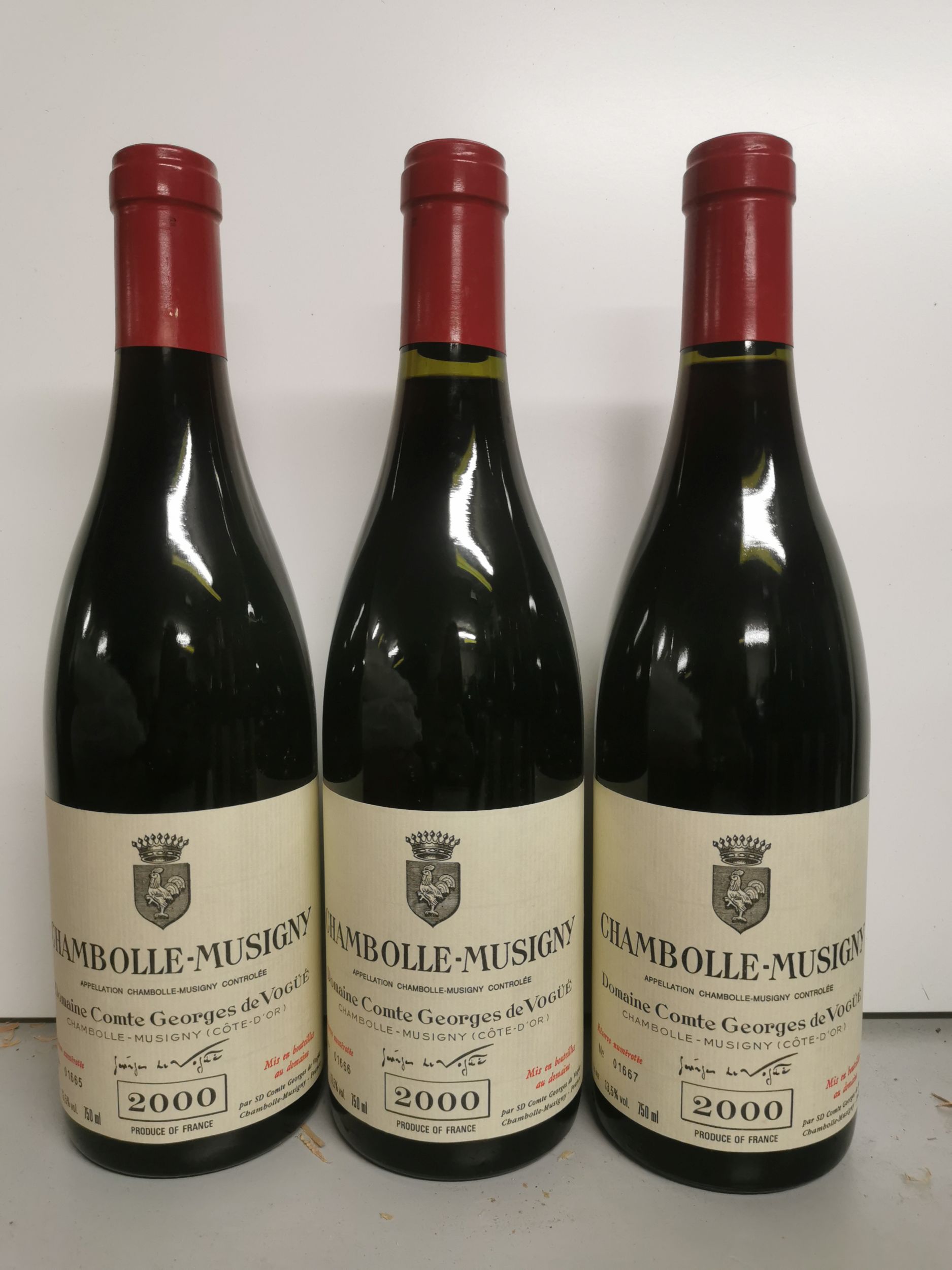 3 bouteilles  POMMARD :  | H&ocirc;tel Des Ventes de Monte-Carlo