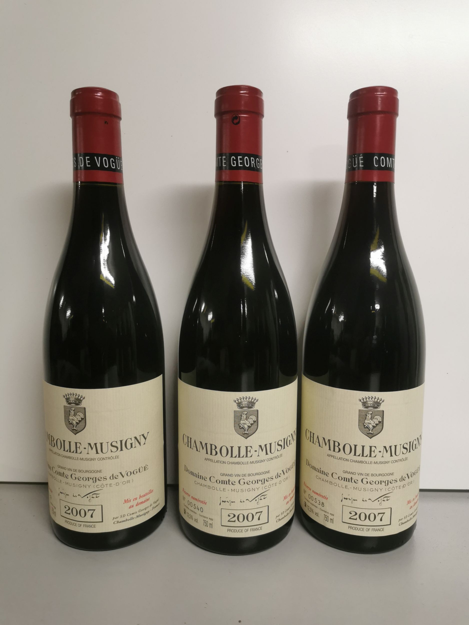 3 bouteilles  POMMARD :  | H&ocirc;tel Des Ventes de Monte-Carlo
