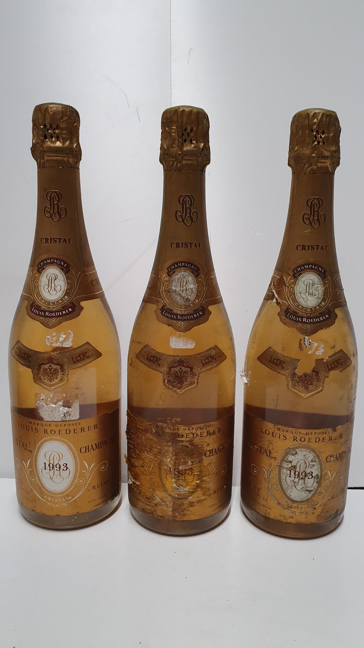 3 bouteilles CHAMPAGNE 