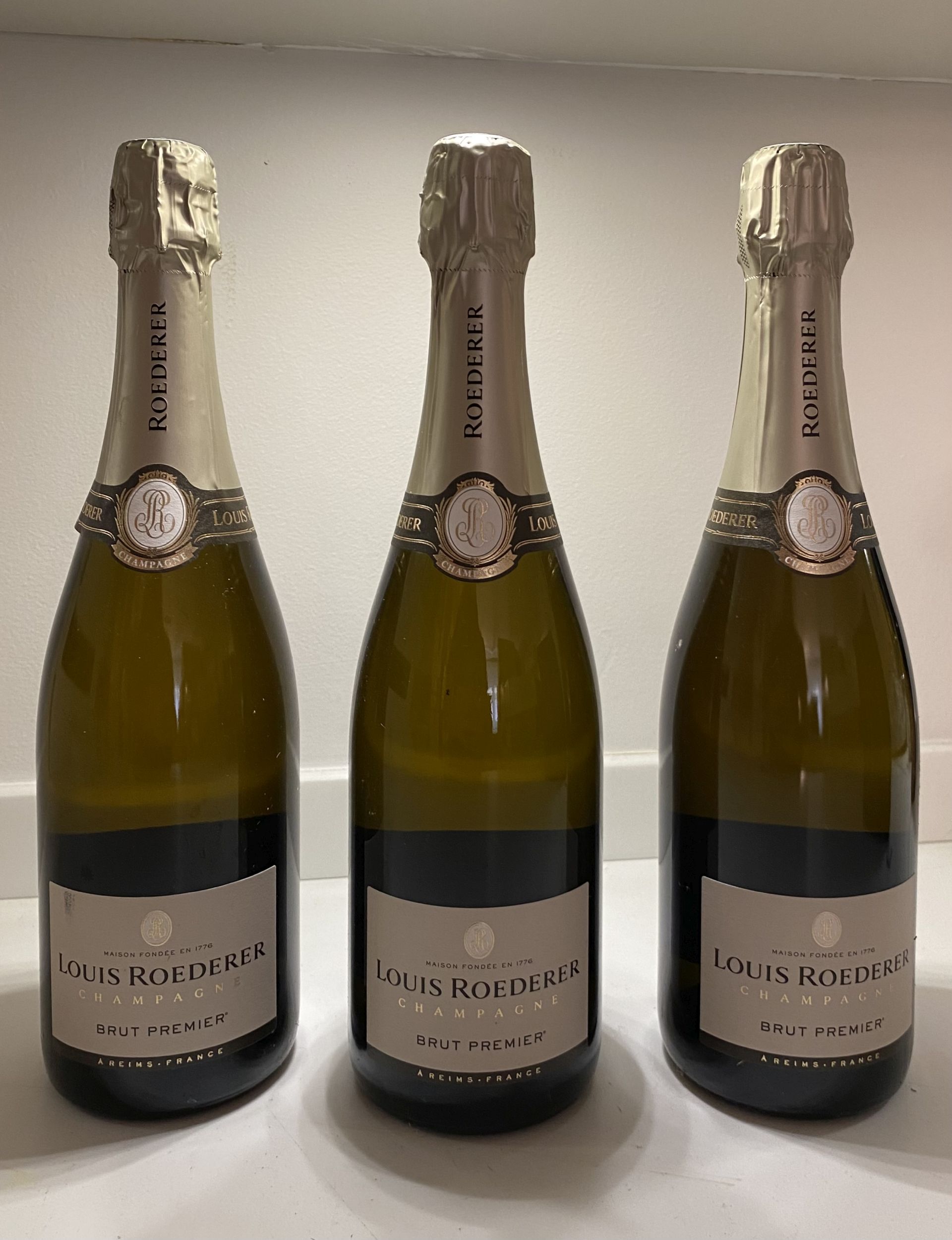 1 bouteille CHAMPAGNE :  | H&ocirc;tel Des Ventes de Monte-Carlo